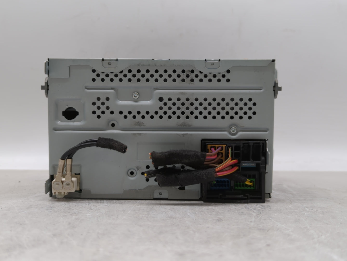 2011-2014 Volkswagen Jetta Am Fm Cd Player Radio Receiver - Oemusedautoparts1.com