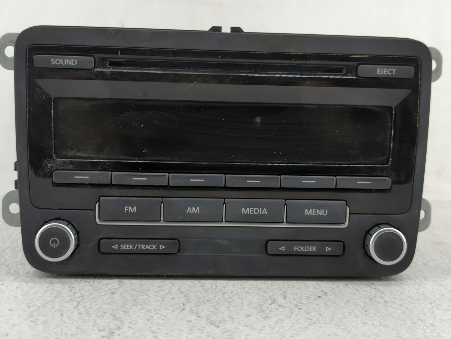 2011-2014 Volkswagen Jetta Am Fm Cd Player Radio Receiver - Oemusedautoparts1.com