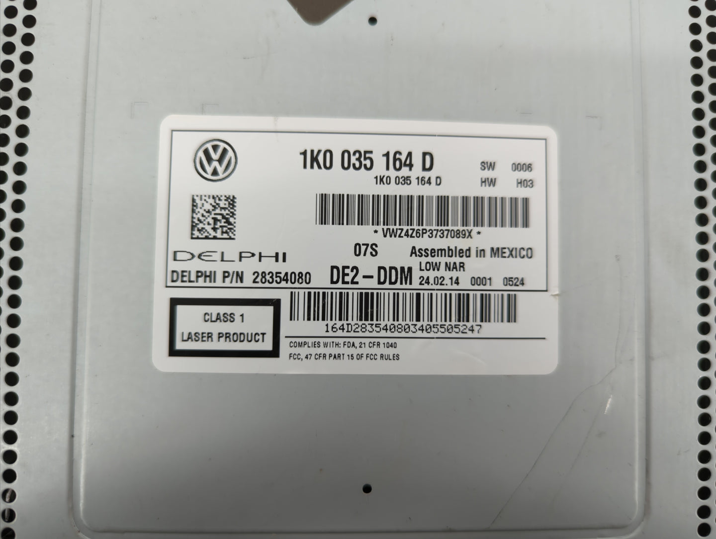 2011-2014 Volkswagen Jetta Radio AM FM Cd Player Receiver Replacement P/N:1K0 035 164 F 1K0035164D Fits OEM Used Auto Parts 