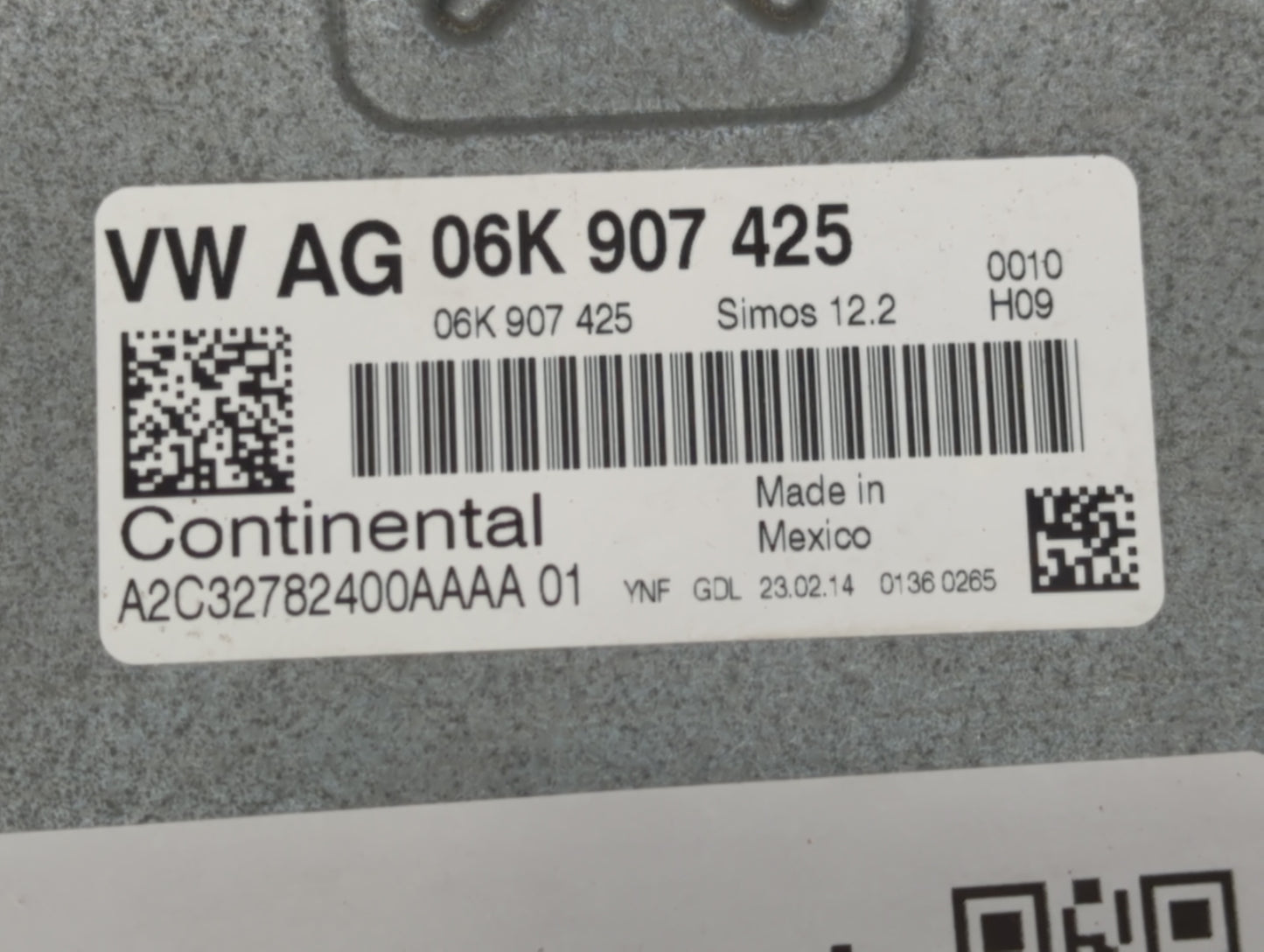 2014 Volkswagen Jetta PCM Engine Control Computer ECU ECM PCU OEM P/N:06K 906 070 C 06K 907 425, 06K 906 070 F Fits OEM Used