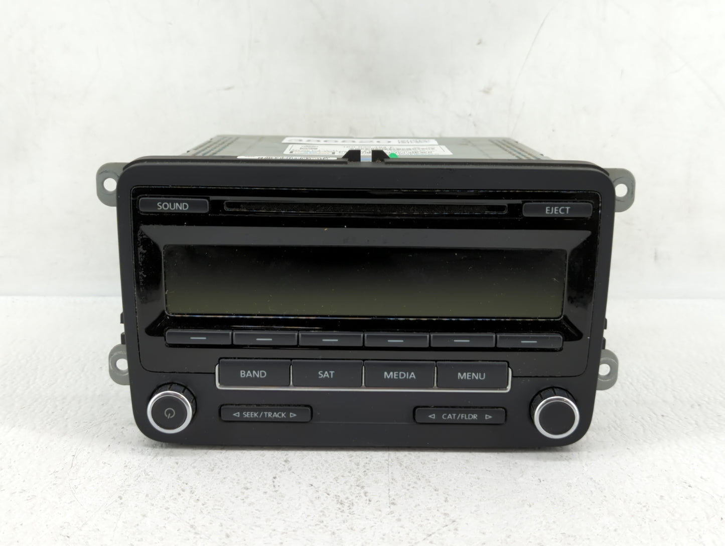 2014-2014 Volkswagen Jetta Am Fm Cd Player Radio Receiver - Oemusedautoparts1.com