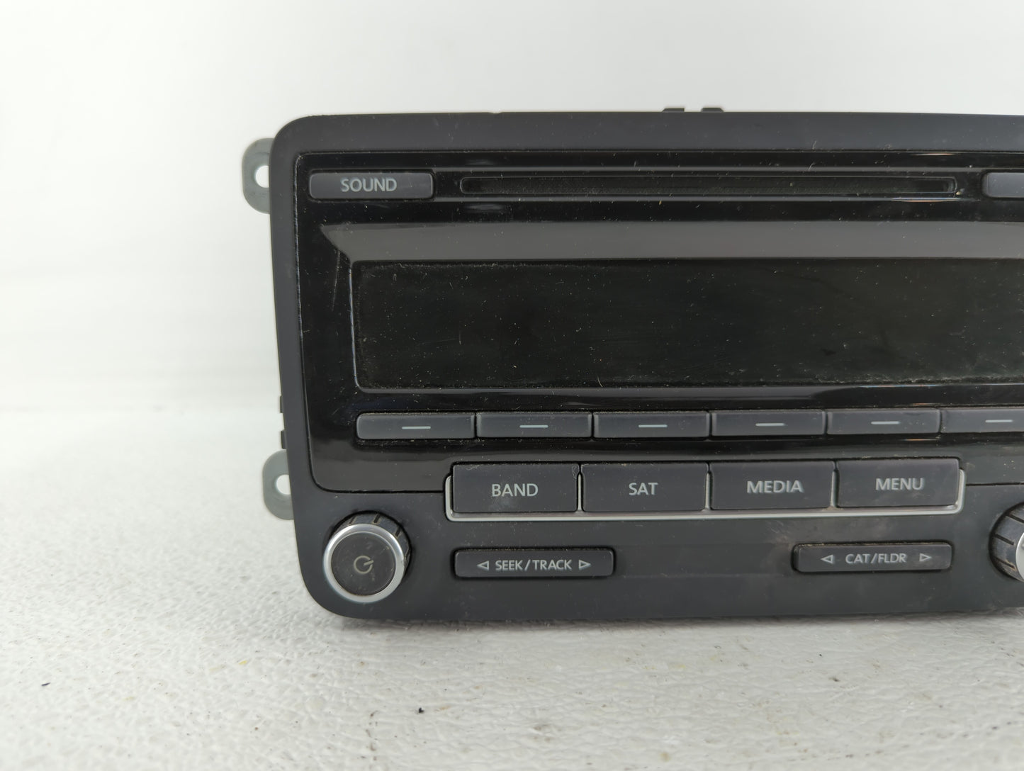 2014-2014 Volkswagen Jetta Am Fm Cd Player Radio Receiver - Oemusedautoparts1.com