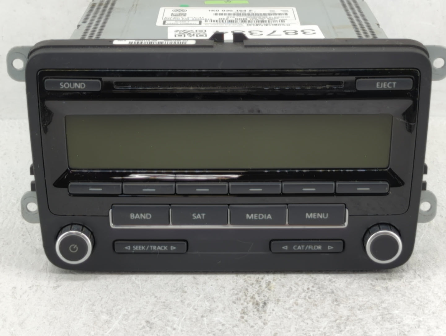 2014-2014 Volkswagen Jetta Am Fm Cd Player Radio Receiver - Oemusedautoparts1.com