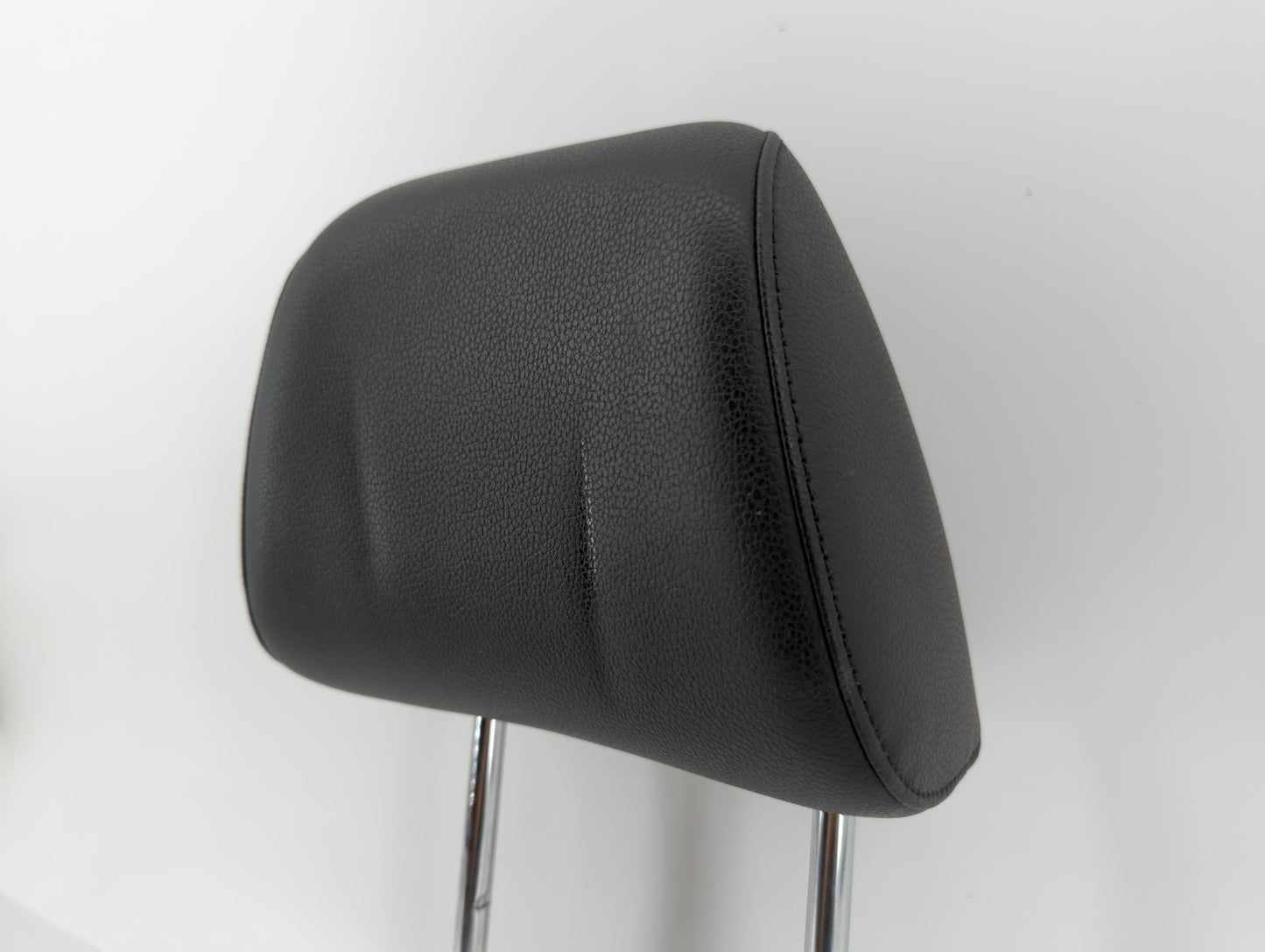 2014 Volkswagen Jetta Headrest Head Rest Rear Seat Fits Fits 2000 2001 OEM Used Auto Parts - Oemusedautoparts1.com