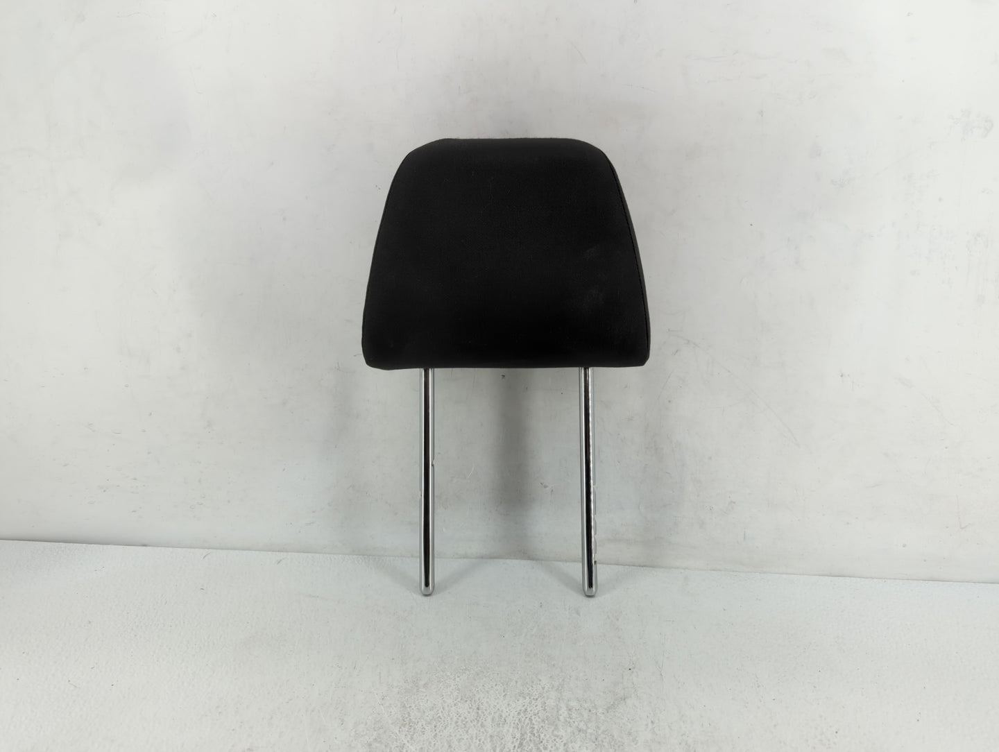 2014 Volkswagen Jetta Headrest Head Rest Front Driver Passenger Seat Fits OEM Used Auto Parts - Oemusedautoparts1.com