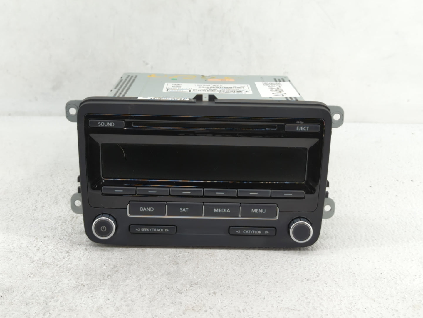 2014 Volkswagen Jetta Radio AM FM Cd Player Receiver Replacement P/N:1K0035164F 1K0 035 164 F Fits Fits 2013 2015 OEM Used A
