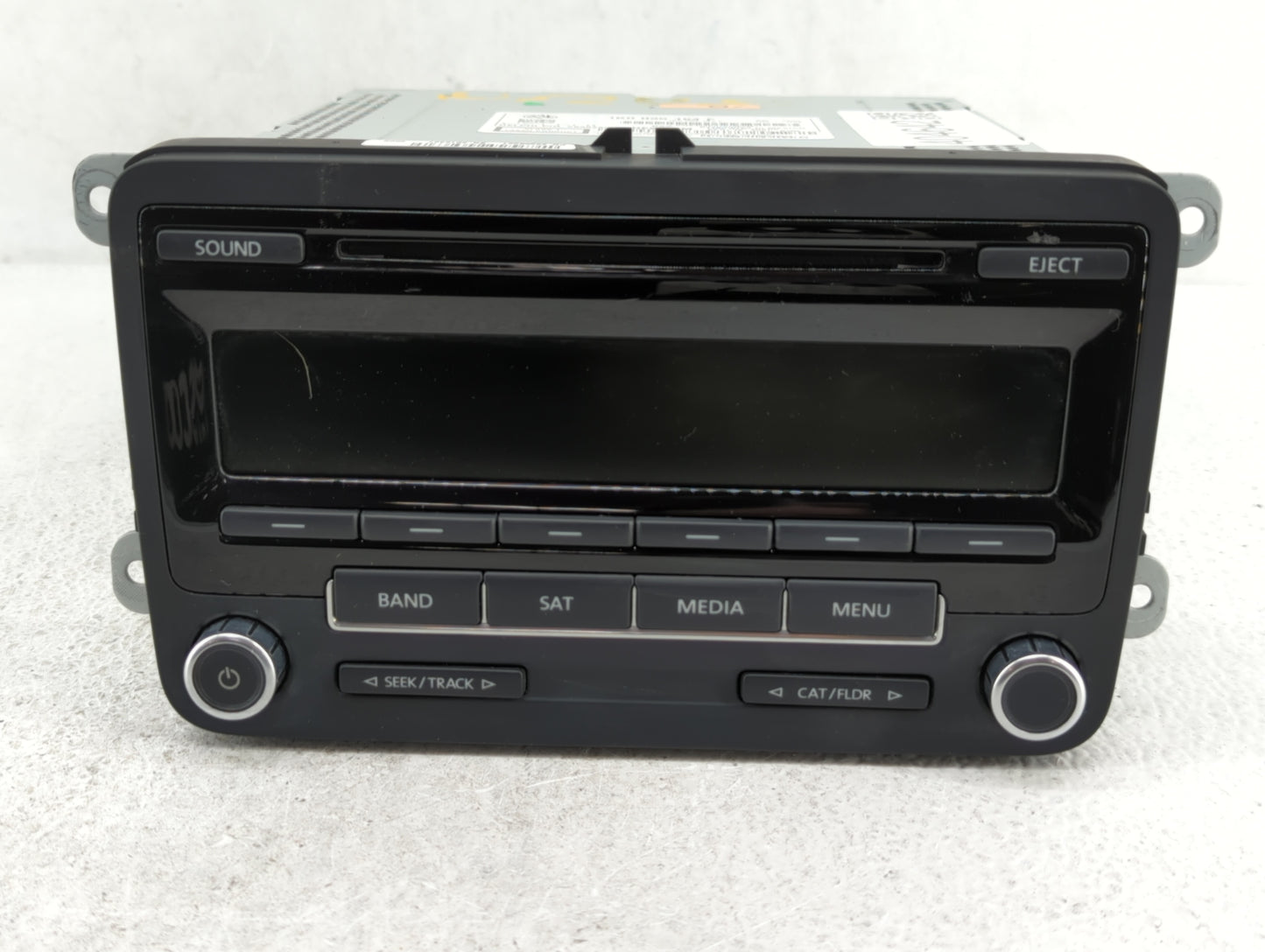 2014 Volkswagen Jetta Radio AM FM Cd Player Receiver Replacement P/N:1K0035164F 1K0 035 164 F Fits Fits 2013 2015 OEM Used A