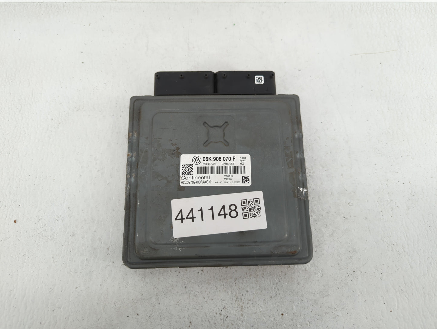 2014 Volkswagen Jetta PCM Engine Control Computer ECU ECM PCU OEM P/N:06K 906 070 C 06K 907 425, 06K 906 070 F Fits OEM Used
