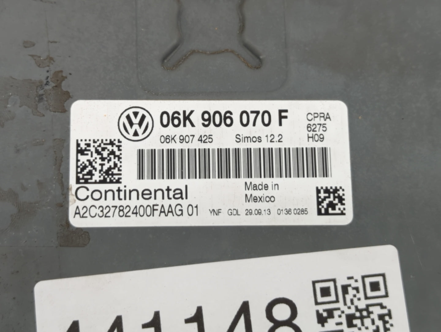 2014 Volkswagen Jetta PCM Engine Control Computer ECU ECM PCU OEM P/N:06K 906 070 C 06K 907 425, 06K 906 070 F Fits OEM Used
