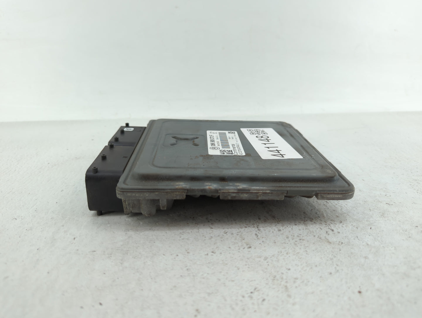 2014 Volkswagen Jetta PCM Engine Control Computer ECU ECM PCU OEM P/N:06K 906 070 C 06K 907 425, 06K 906 070 F Fits OEM Used