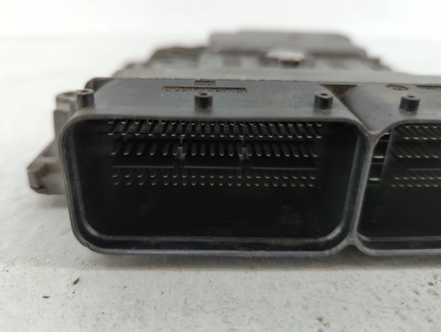 2014 Volkswagen Jetta PCM Engine Control Computer ECU ECM PCU OEM P/N:06K 906 070 C 06K 907 425, 06K 906 070 F Fits OEM Used