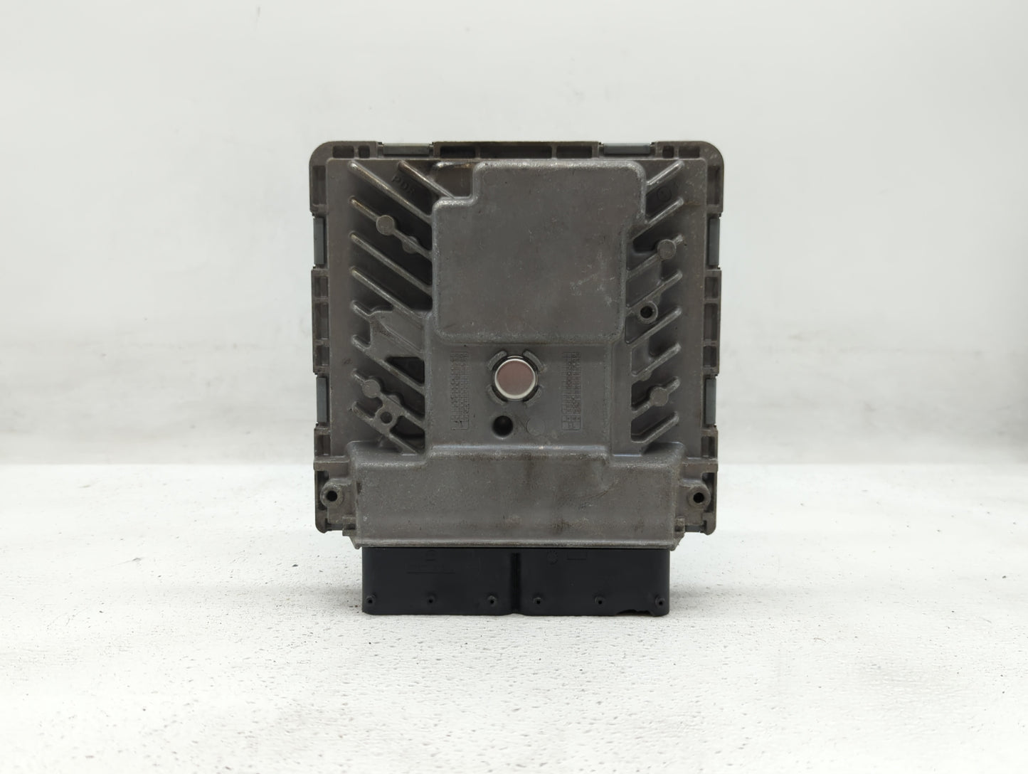 2014 Volkswagen Jetta PCM Engine Control Computer ECU ECM PCU OEM P/N:06K 906 070 C 06K 907 425, 06K 906 070 F Fits OEM Used