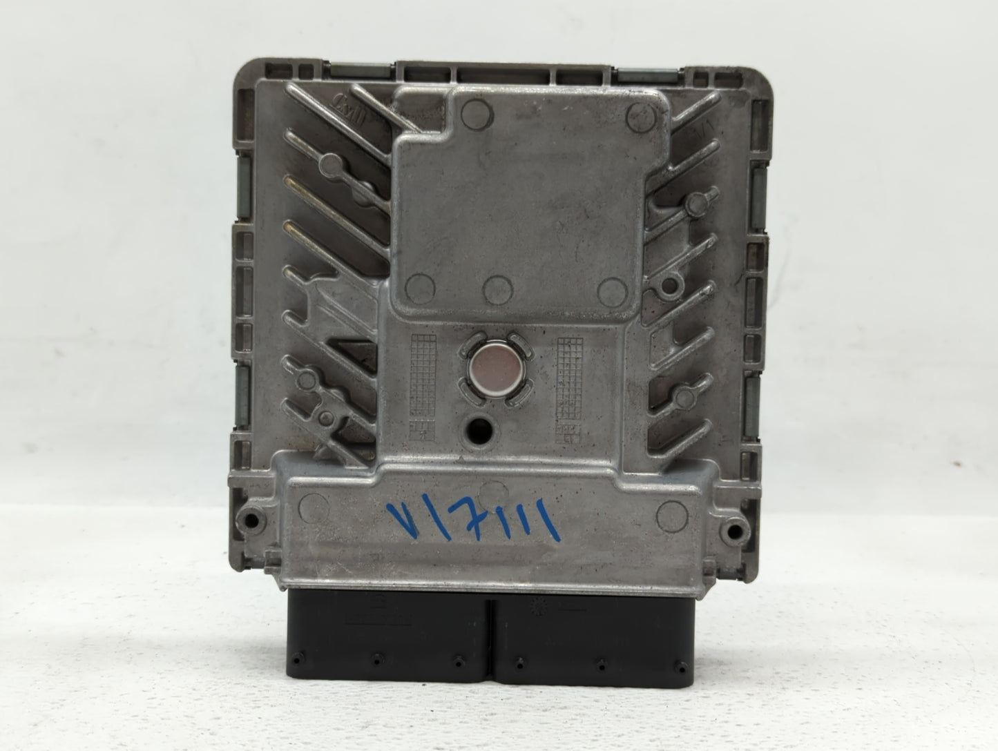 2014 Volkswagen Jetta PCM Engine Control Computer ECU ECM PCU OEM P/N:06K 907 425 06K 906 070 C, 06K 906 070 F Fits OEM Used