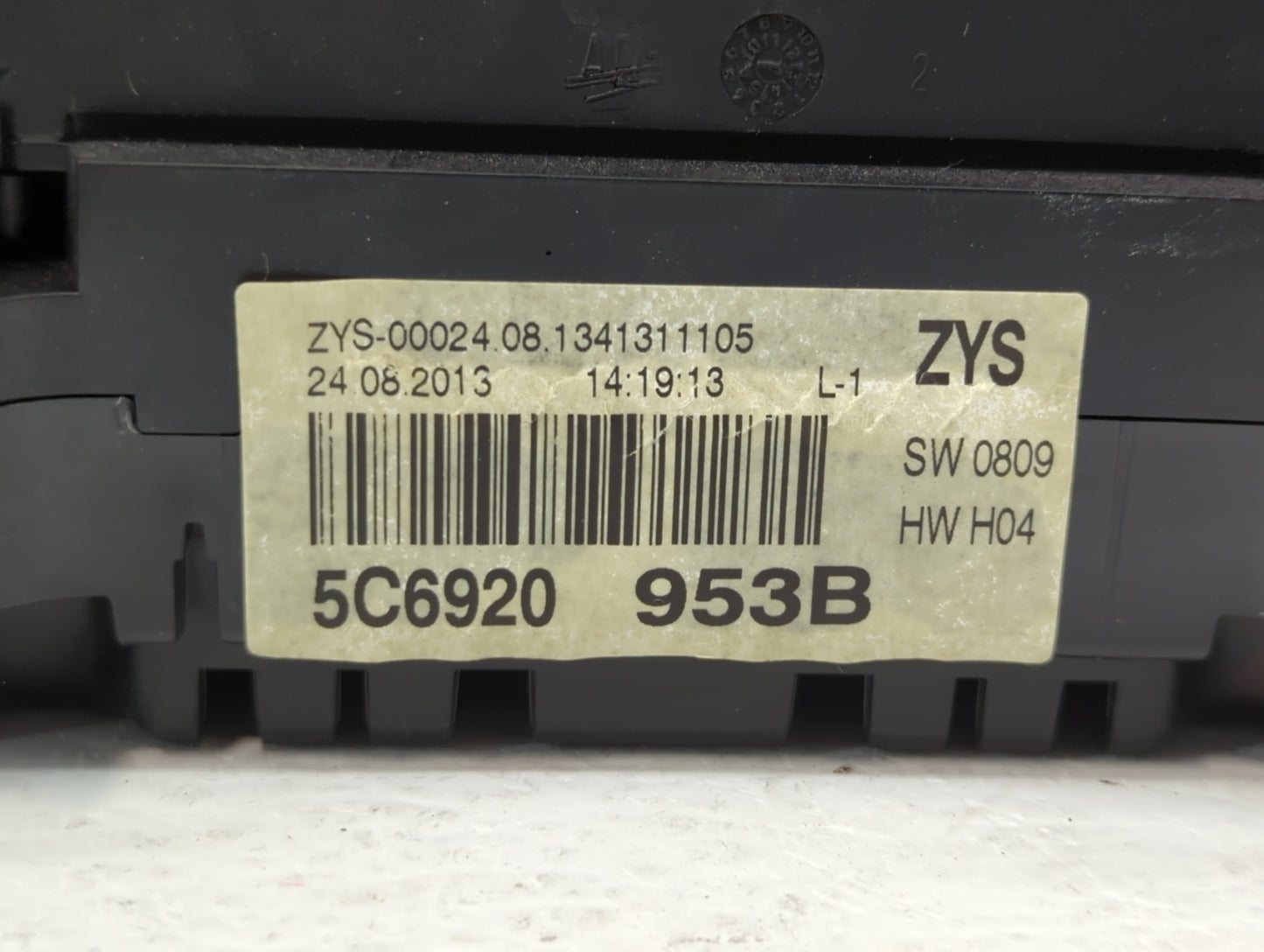 2014 Volkswagen Jetta Instrument Cluster Speedometer Gauges P/N:5C6920 953B 5C6920953B Fits OEM Used Auto Parts - Oemusedaut