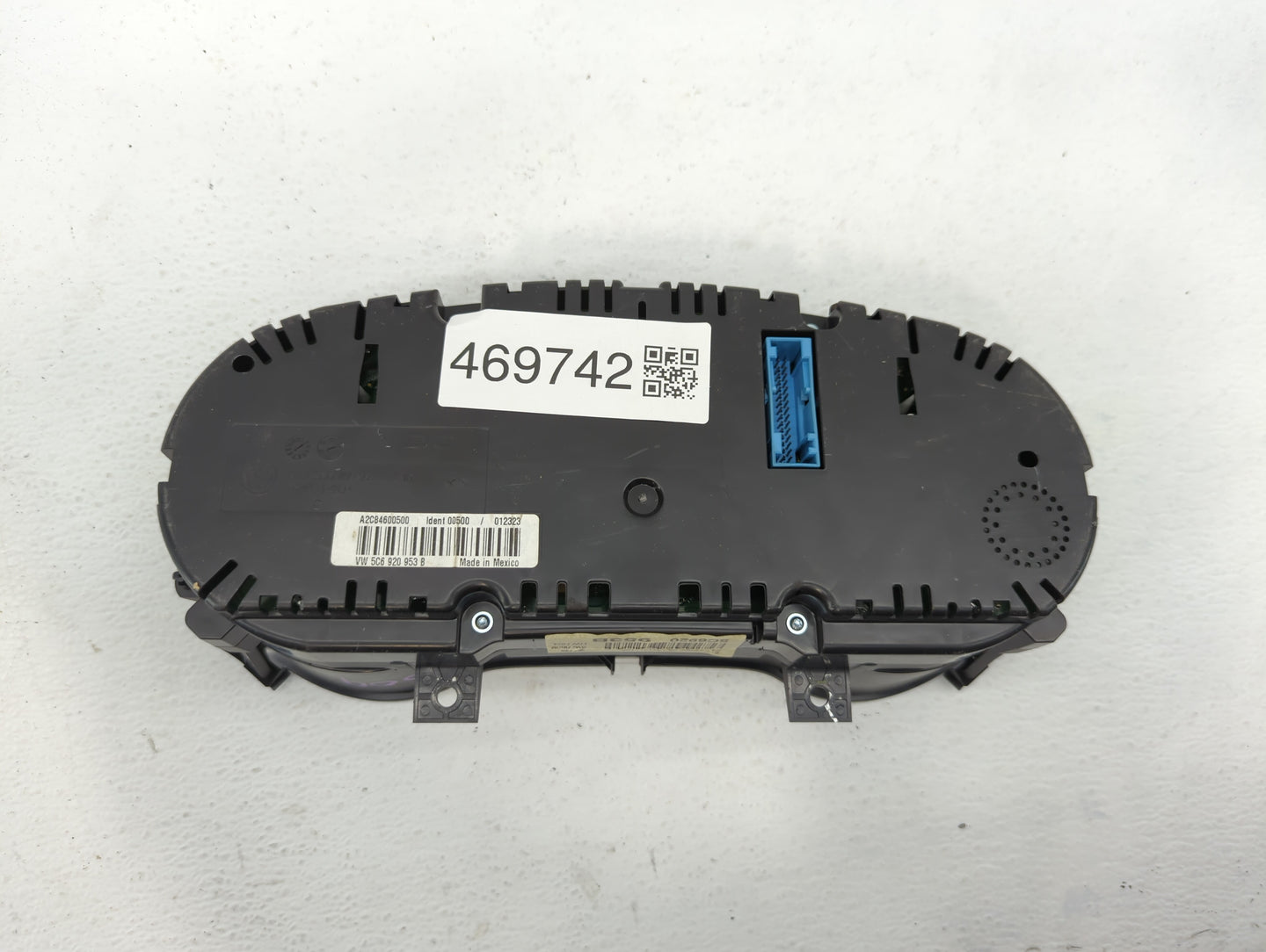 2014 Volkswagen Jetta Instrument Cluster Speedometer Gauges P/N:5C6920 953B 5C6920953B Fits OEM Used Auto Parts - Oemusedaut