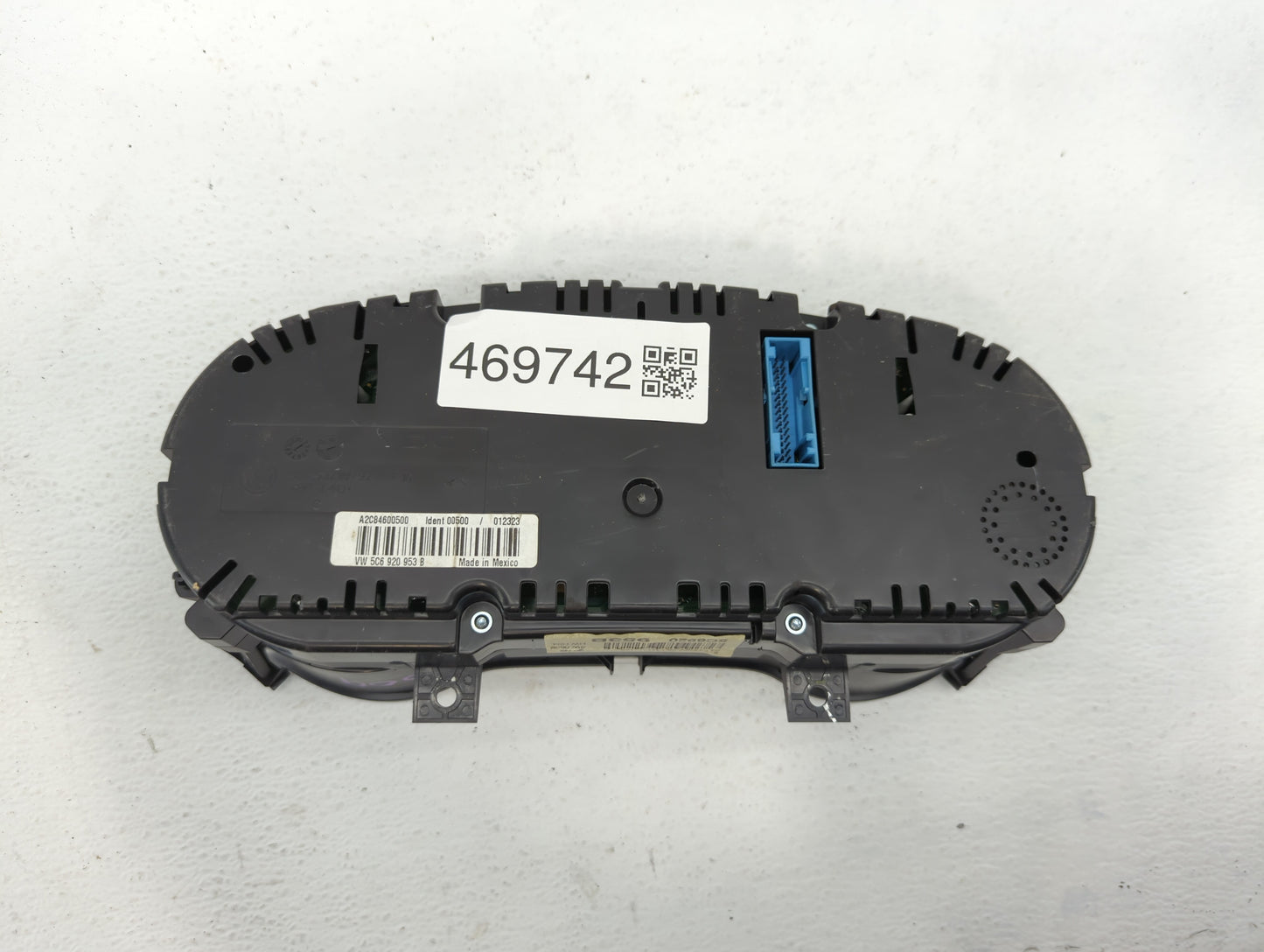 2014 Volkswagen Jetta Instrument Cluster Speedometer Gauges P/N:5C6920 953B 5C6920953B Fits OEM Used Auto Parts - Oemusedaut