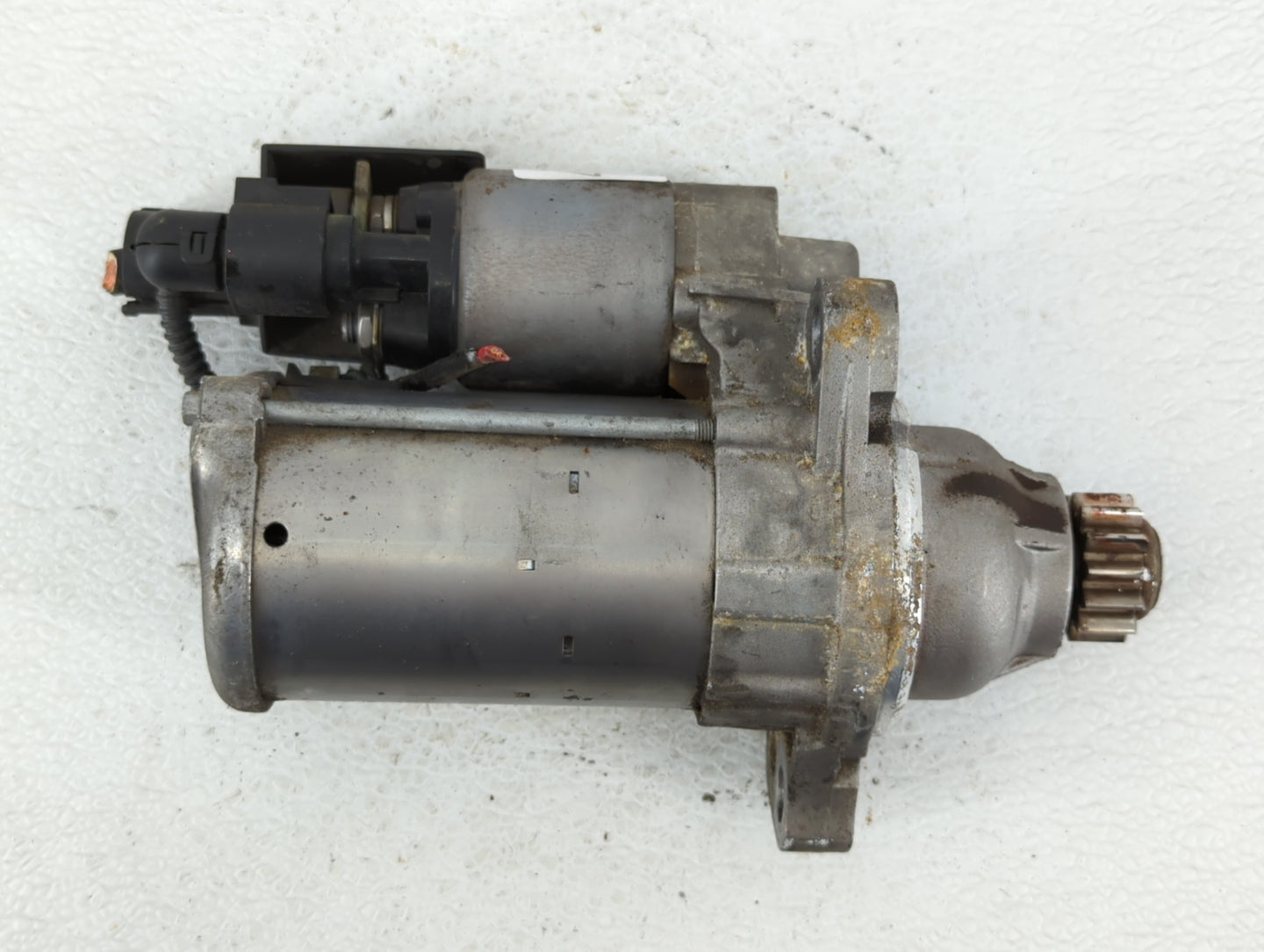 2014 Volkswagen Jetta Car Starter Motor Solenoid OEM P/N:02M 911 024 R Fits OEM Used Auto Parts - Oemusedautoparts1.com