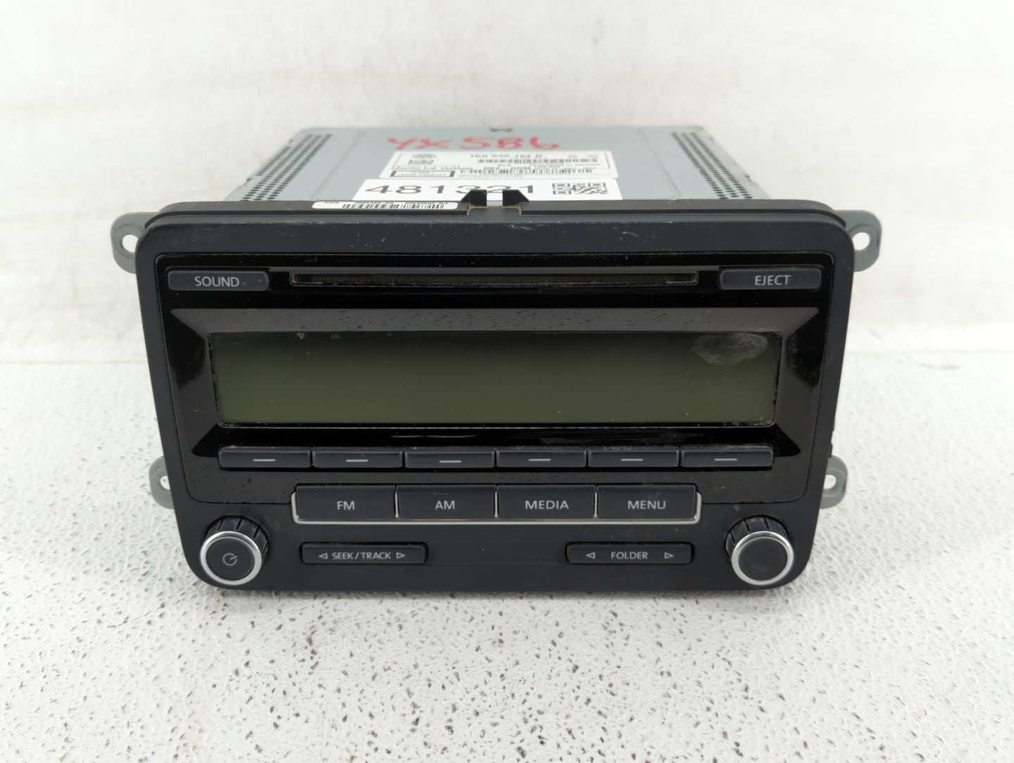 2011-2014 Volkswagen Jetta Am Fm Cd Player Radio Receiver - Oemusedautoparts1.com
