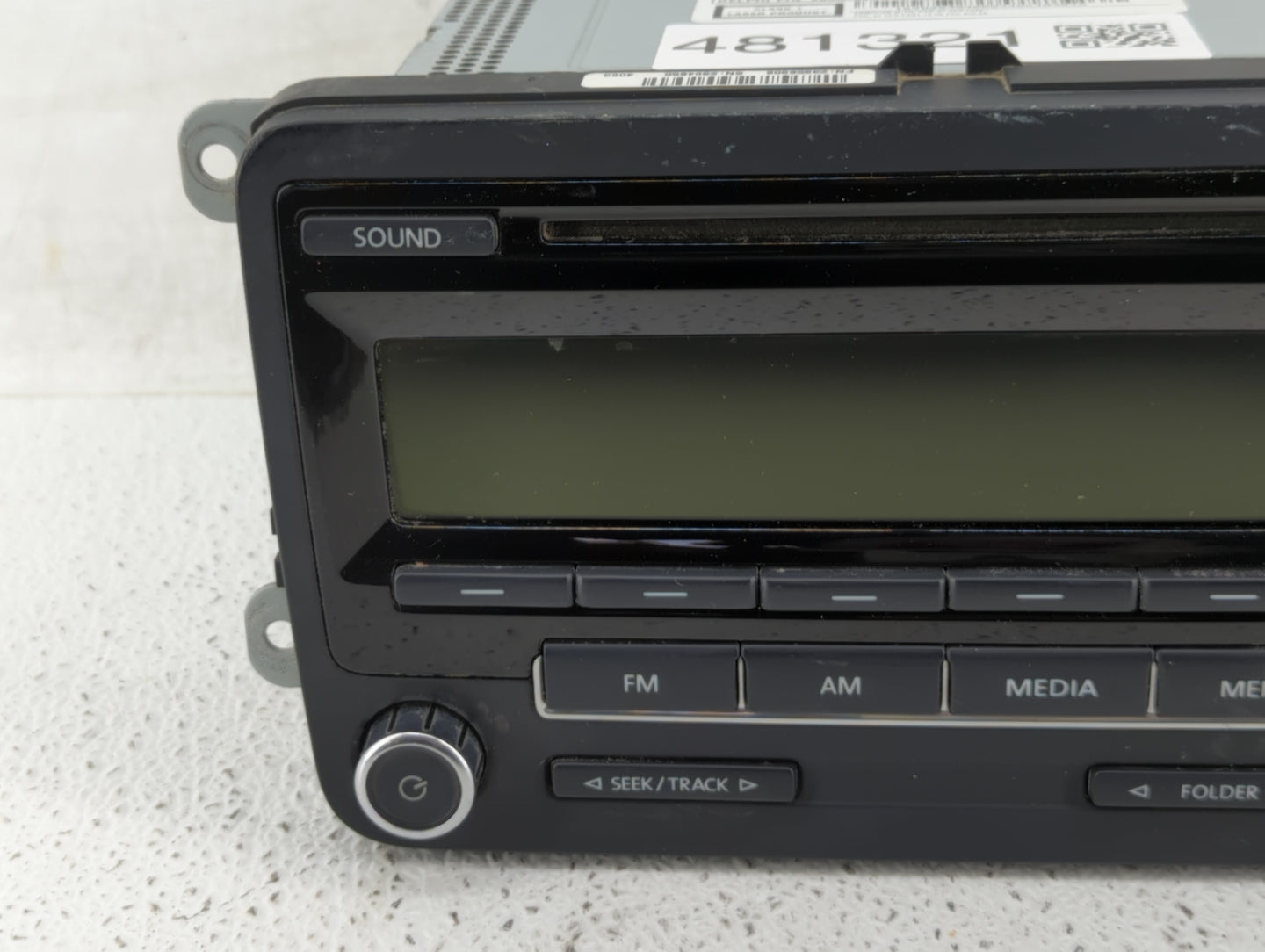 2011-2014 Volkswagen Jetta Am Fm Cd Player Radio Receiver - Oemusedautoparts1.com