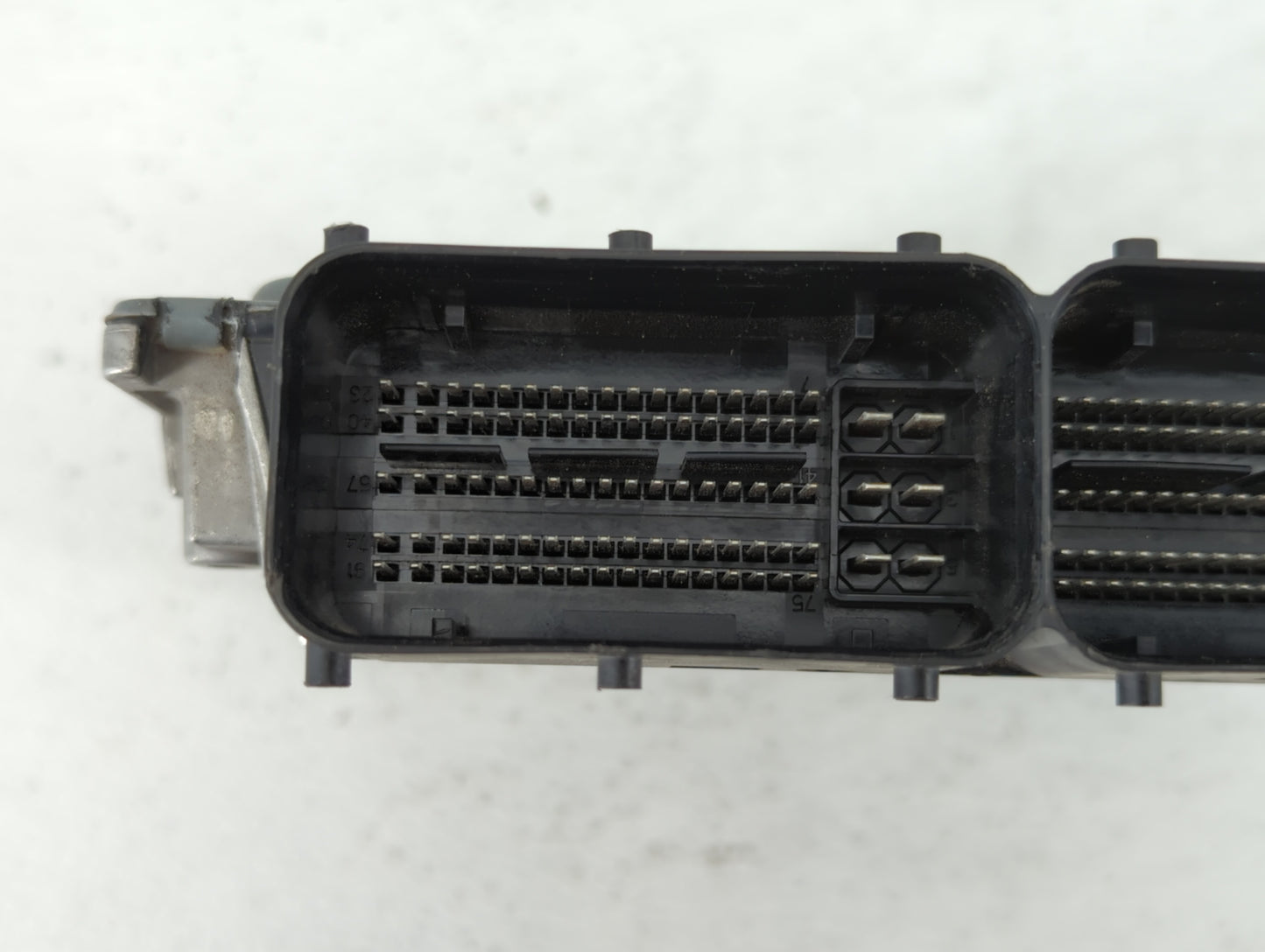 2014 Volkswagen Jetta PCM Engine Control Computer ECU ECM PCU OEM P/N:06K 907 425 06K 906 070 C, 06K 906 070 F Fits OEM Used