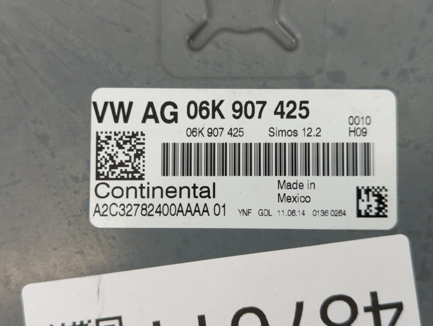 2014 Volkswagen Jetta PCM Engine Control Computer ECU ECM PCU OEM P/N:06K 907 425 06K 906 070 C, 06K 906 070 F Fits OEM Used