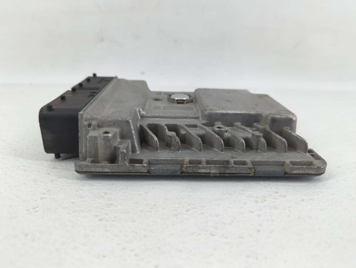 2014 Volkswagen Jetta PCM Engine Control Computer ECU ECM PCU OEM P/N:06K 907 425 06K 906 070 C, 06K 906 070 F Fits OEM Used