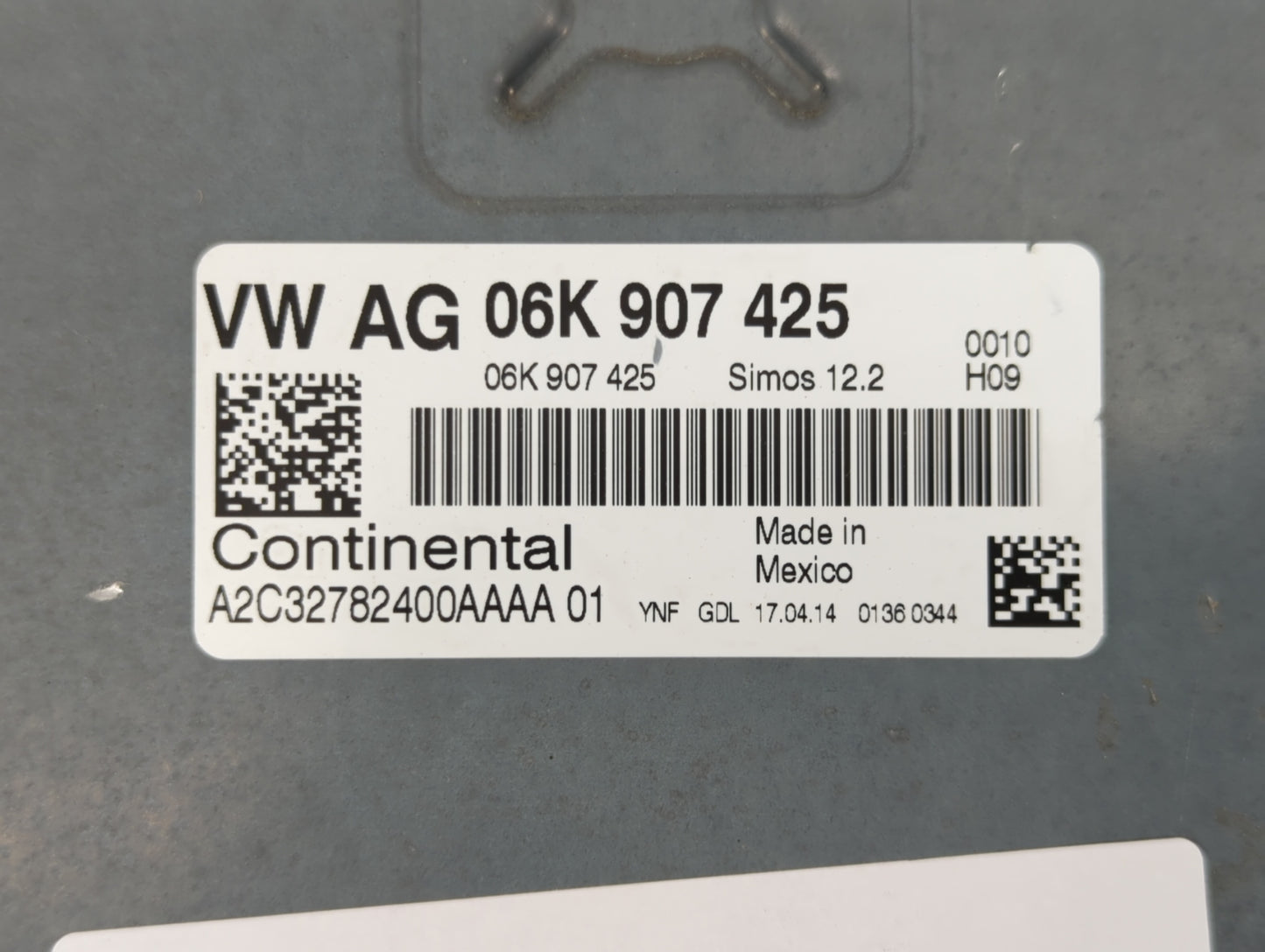 2014 Volkswagen Jetta PCM Engine Control Computer ECU ECM PCU OEM P/N:06K 907 425 06K 906 070 C, 06K 906 070 F Fits OEM Used