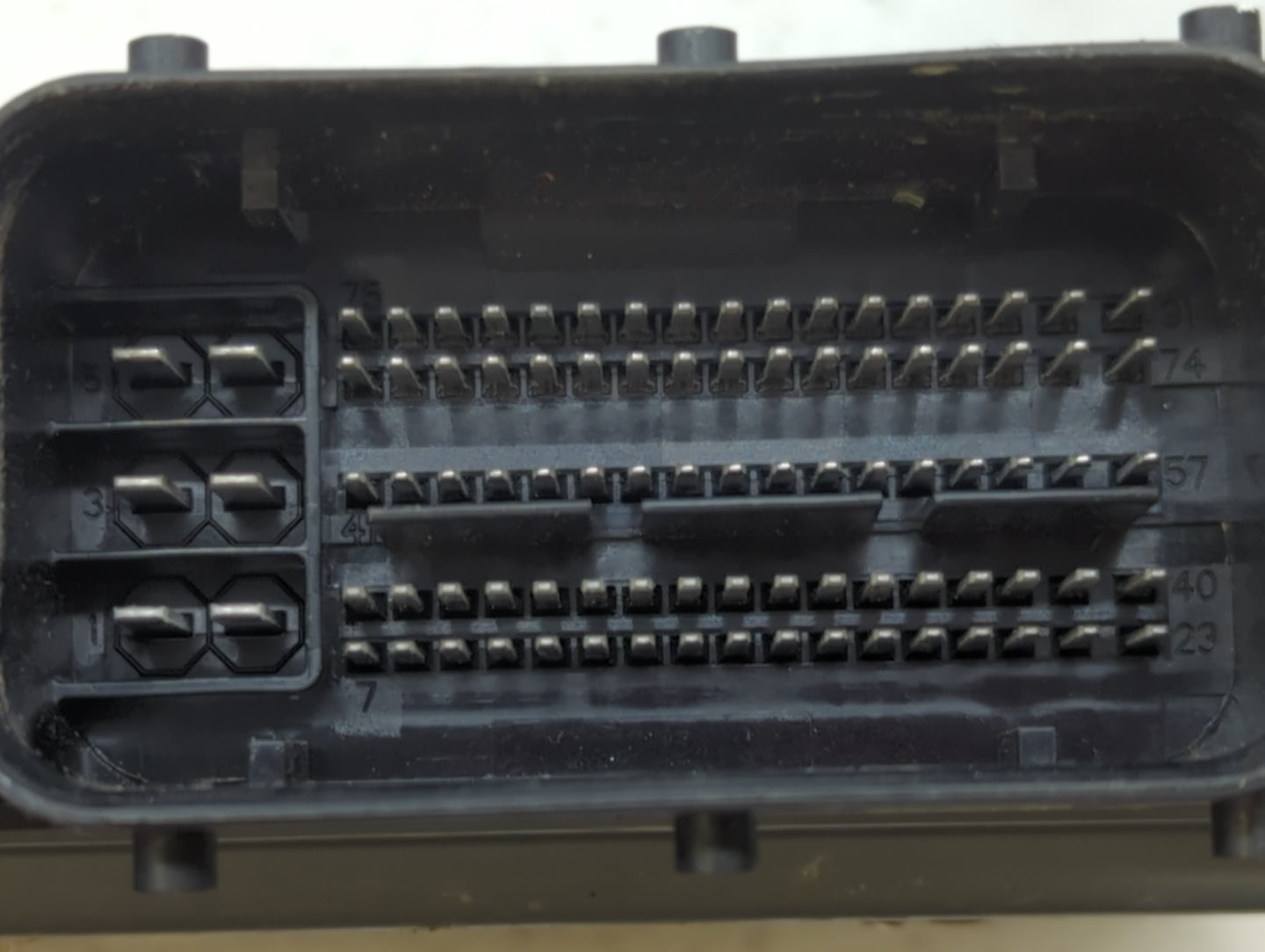 2014 Volkswagen Jetta PCM Engine Control Computer ECU ECM PCU OEM P/N:06K 906 070 F 06K 907 425, 06K 906 070 C Fits OEM Used