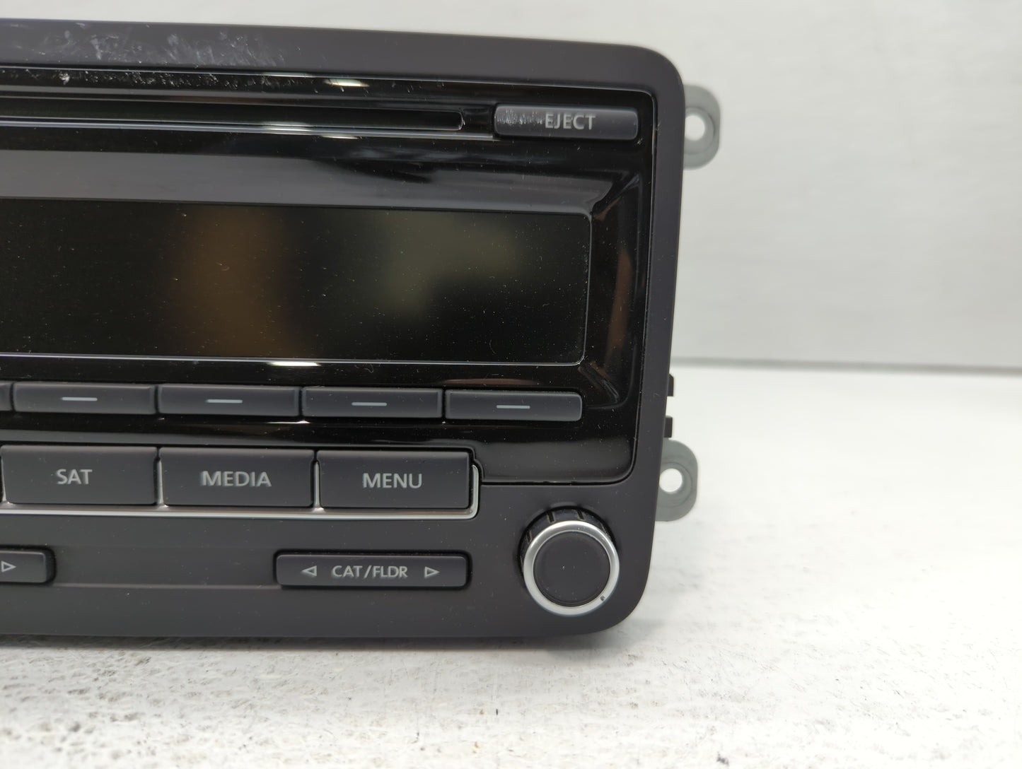 2014 Volkswagen Jetta Radio AM FM Cd Player Receiver Replacement P/N:1K0035164F 1K0 035 164 F Fits Fits 2013 2015 OEM Used A
