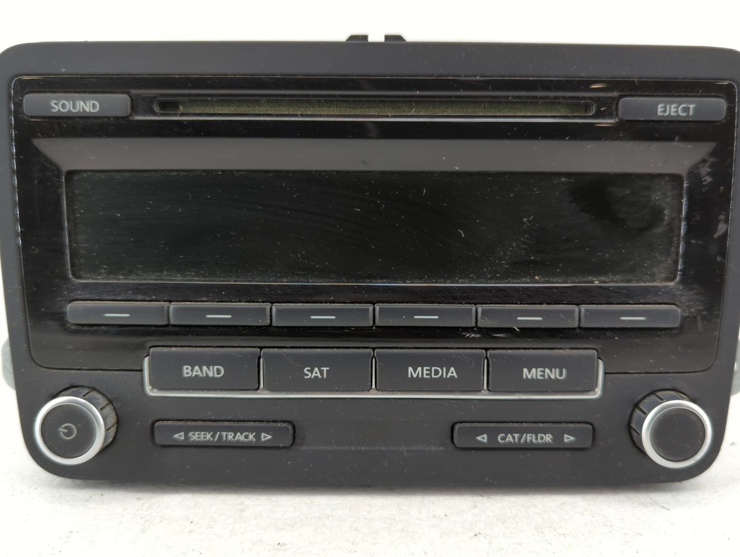 2012-2017 Volkswagen Jetta Am Fm Cd Player Radio Receiver - Oemusedautoparts1.com