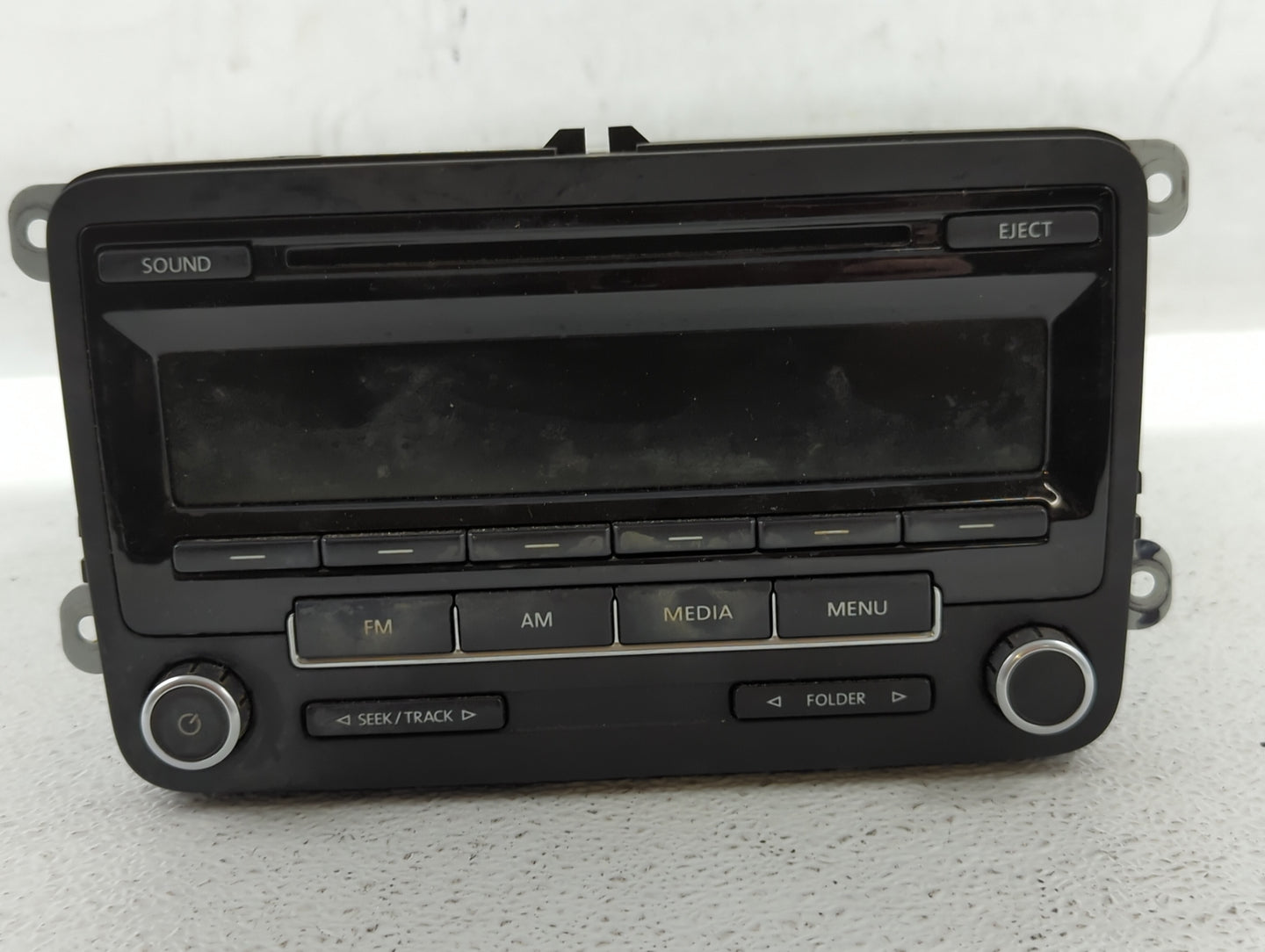 2011-2014 Volkswagen Jetta Am Fm Cd Player Radio Receiver - Oemusedautoparts1.com