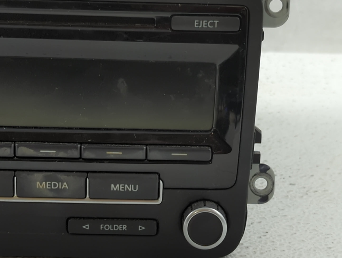 2011-2014 Volkswagen Jetta Am Fm Cd Player Radio Receiver - Oemusedautoparts1.com