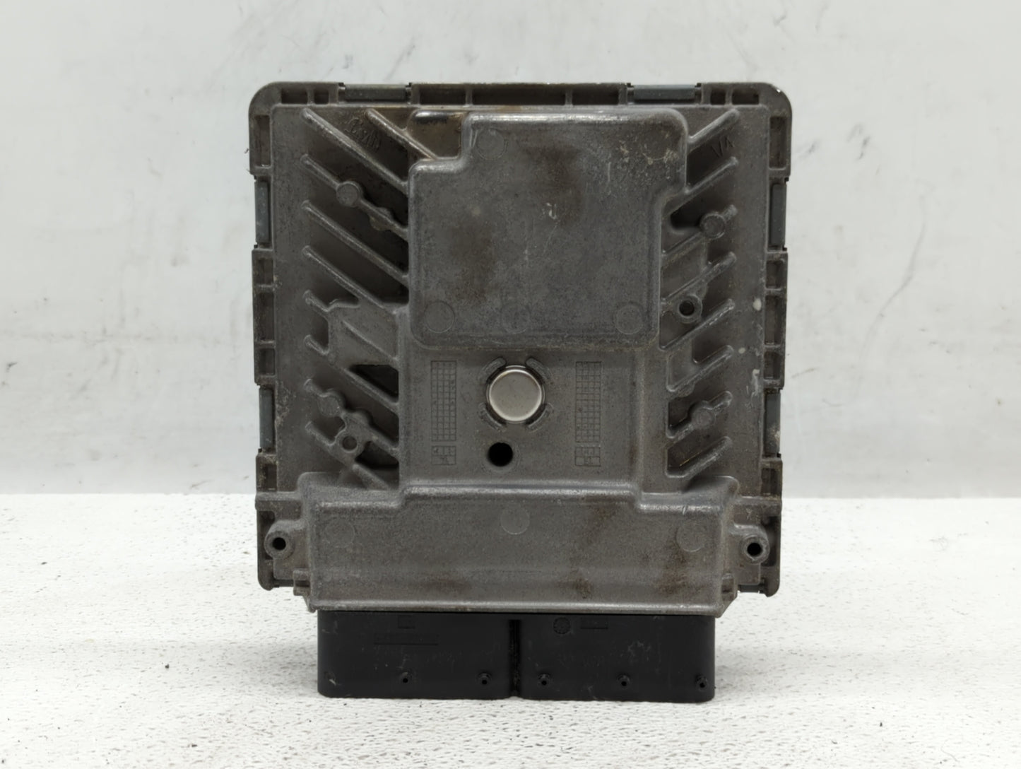2014 Volkswagen Jetta PCM Engine Control Computer ECU ECM PCU OEM P/N:06K 906 070 F 06K 907 425, 06K 906 070 C Fits OEM Used