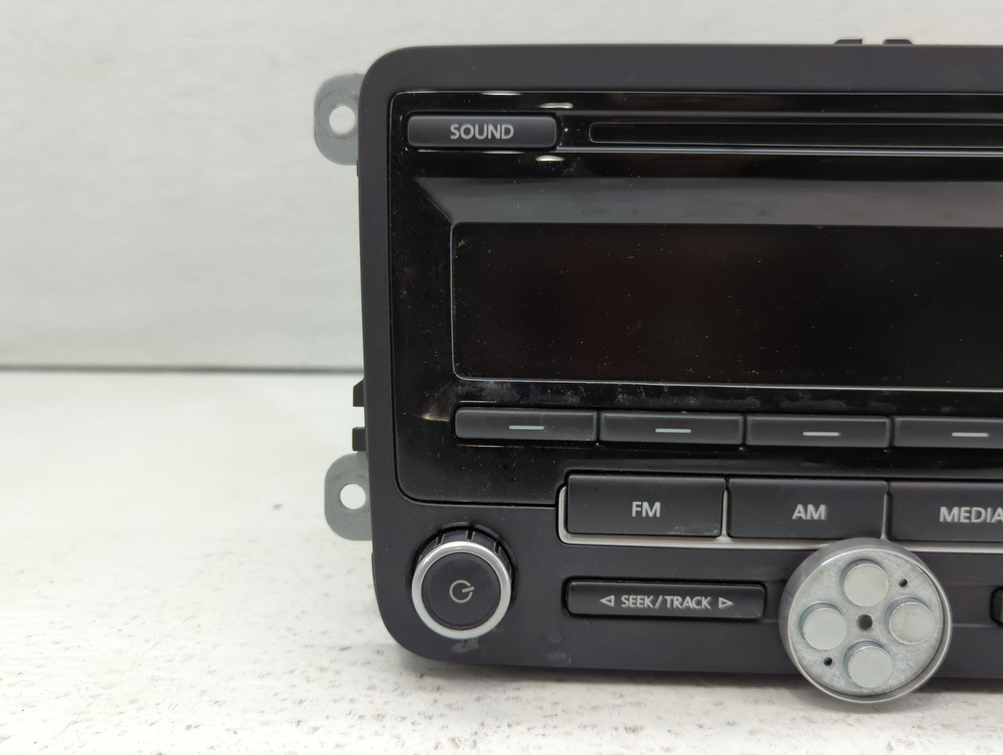 2011-2014 Volkswagen Jetta Radio AM FM Cd Player Receiver Replacement P/N:1K0 035 164 D 1K0 035 180 AE Fits OEM Used Auto Pa
