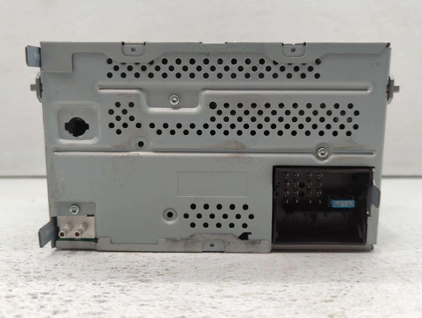 2011-2014 Volkswagen Jetta Radio AM FM Cd Player Receiver Replacement P/N:1K0 035 164 D 1K0 035 180 AE Fits OEM Used Auto Pa