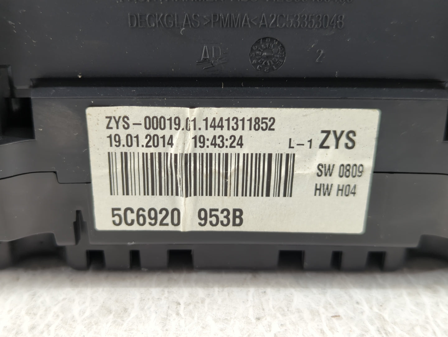 2014 Volkswagen Jetta Instrument Cluster Speedometer Gauges P/N:5C6920 953B Fits OEM Used Auto Parts - Oemusedautoparts1.com