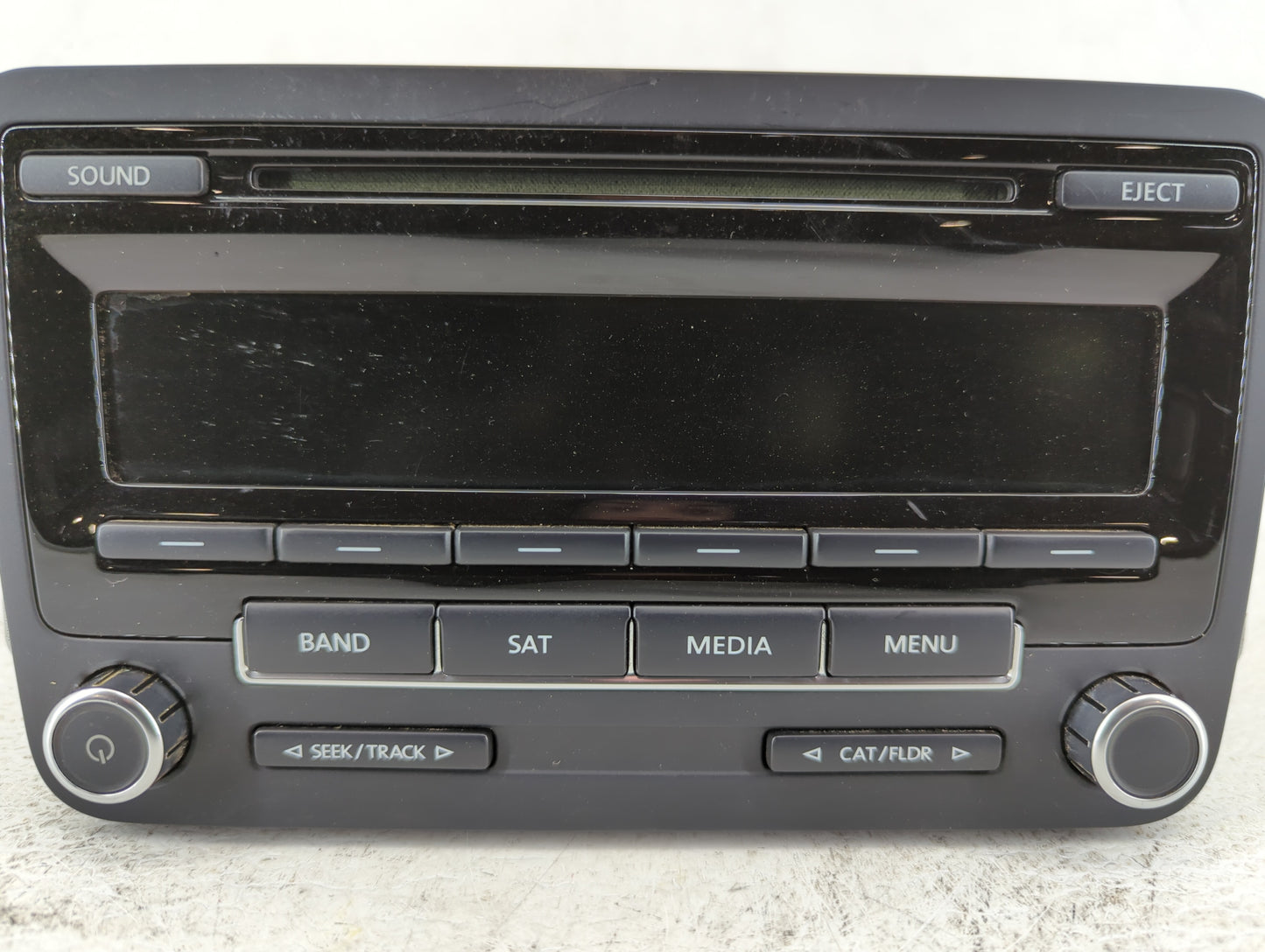 2014-2014 Volkswagen Jetta Am Fm Cd Player Radio Receiver - Oemusedautoparts1.com
