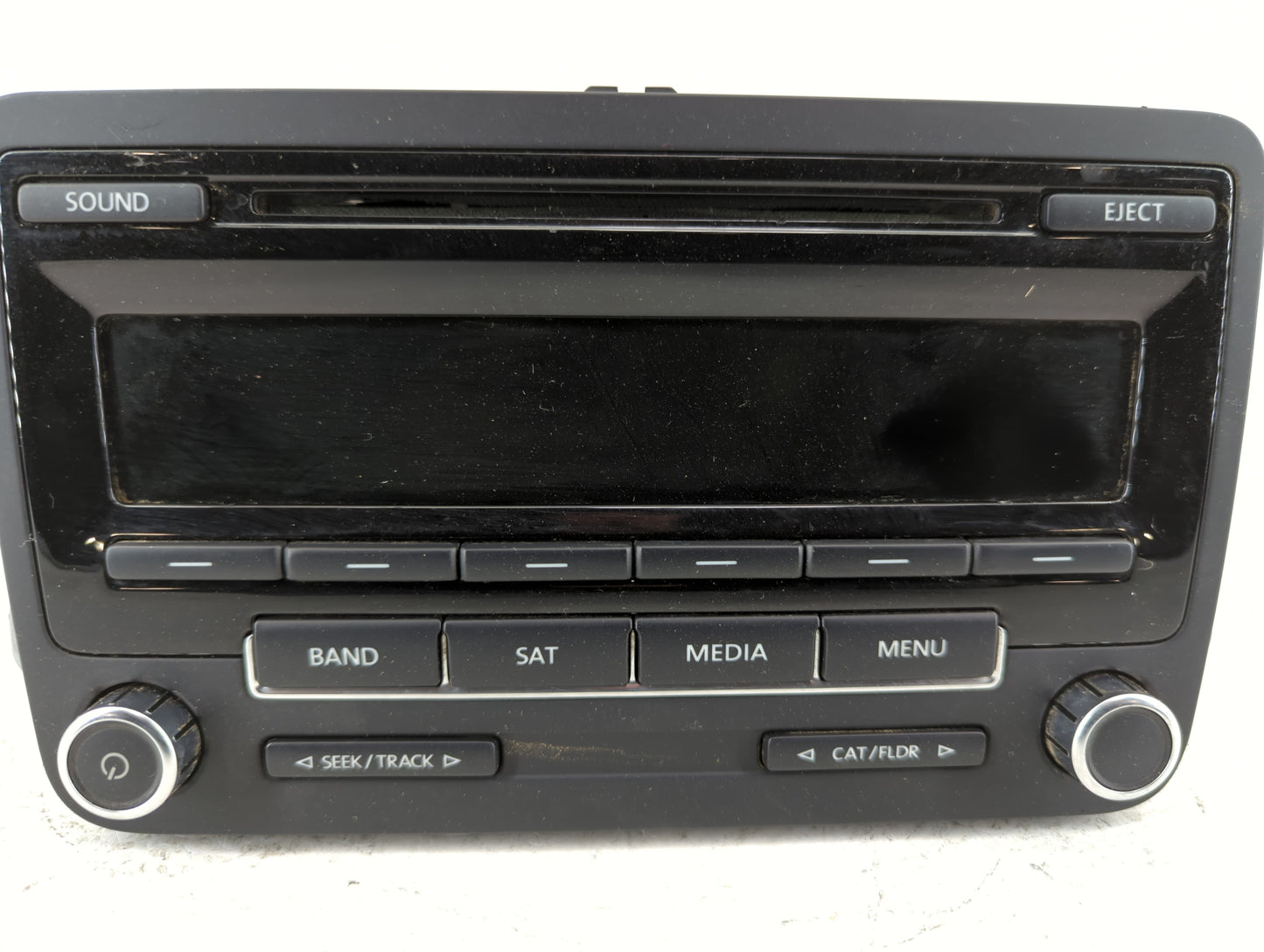 2014-2014 Volkswagen Jetta Am Fm Cd Player Radio Receiver - Oemusedautoparts1.com