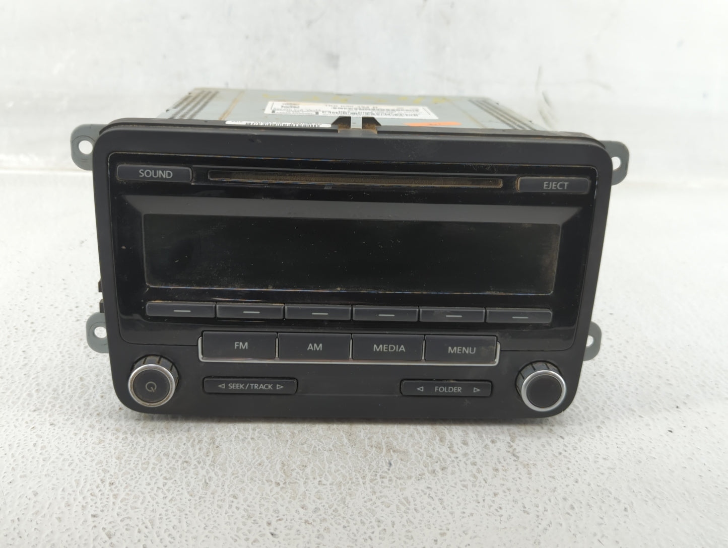 2011-2014 Volkswagen Jetta Am Fm Cd Player Radio Receiver - Oemusedautoparts1.com