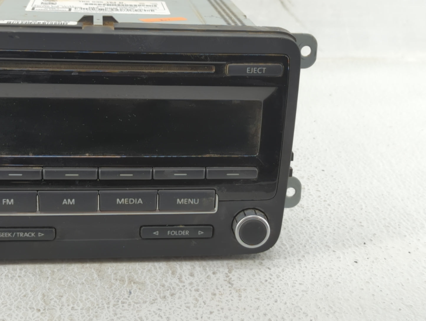2011-2014 Volkswagen Jetta Am Fm Cd Player Radio Receiver - Oemusedautoparts1.com