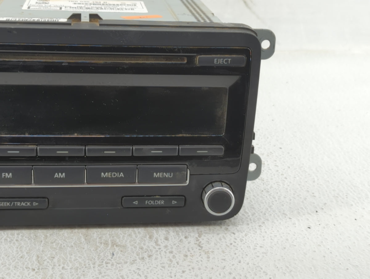 2011-2014 Volkswagen Jetta Am Fm Cd Player Radio Receiver 554906 - Oemusedautoparts1.com