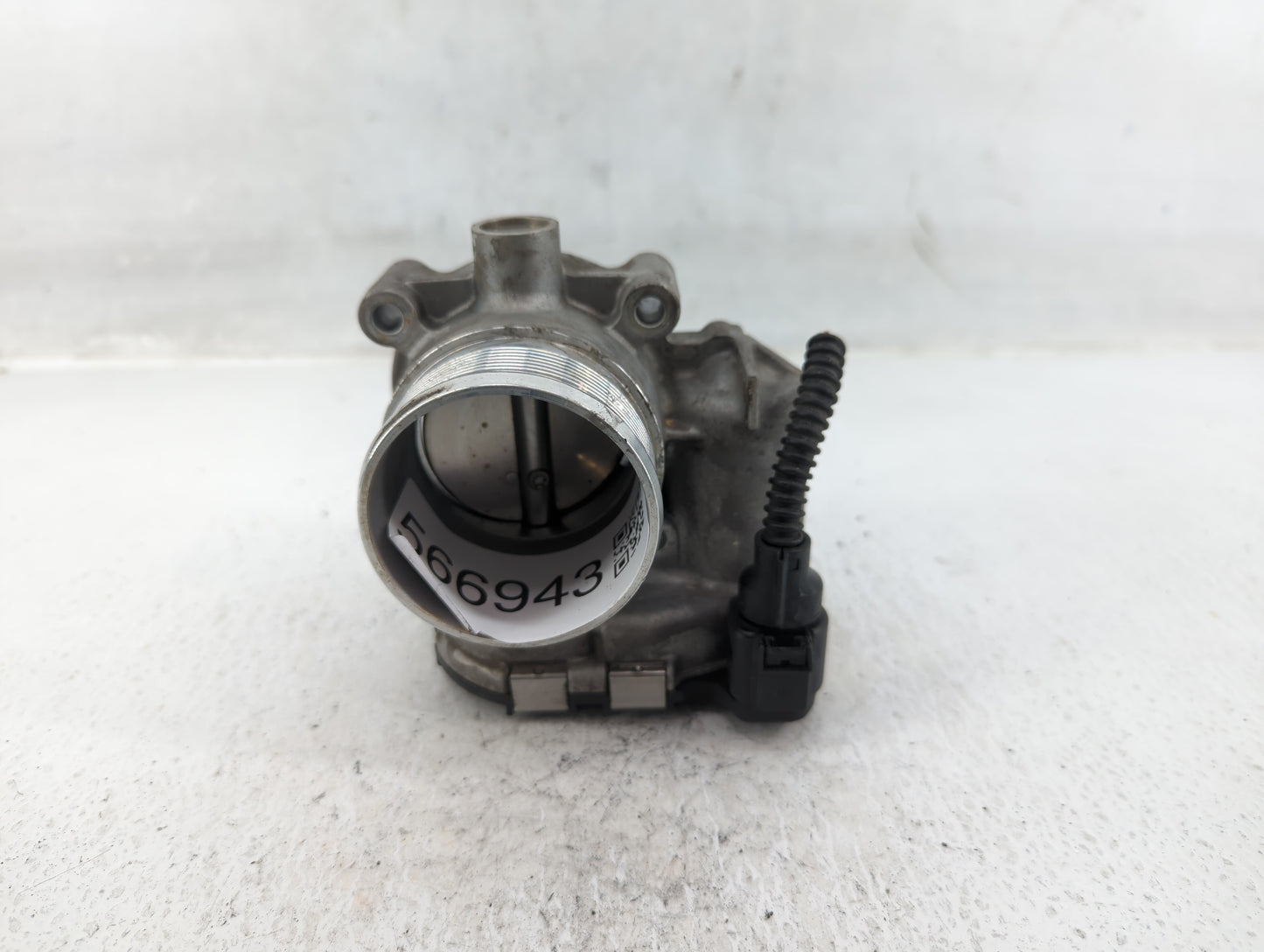 2013-2014 Volkswagen Jetta Throttle Body P/N:06K.133.062C Fits Fits 2013 2014 2015 OEM Used Auto Parts - Oemusedautoparts1.c