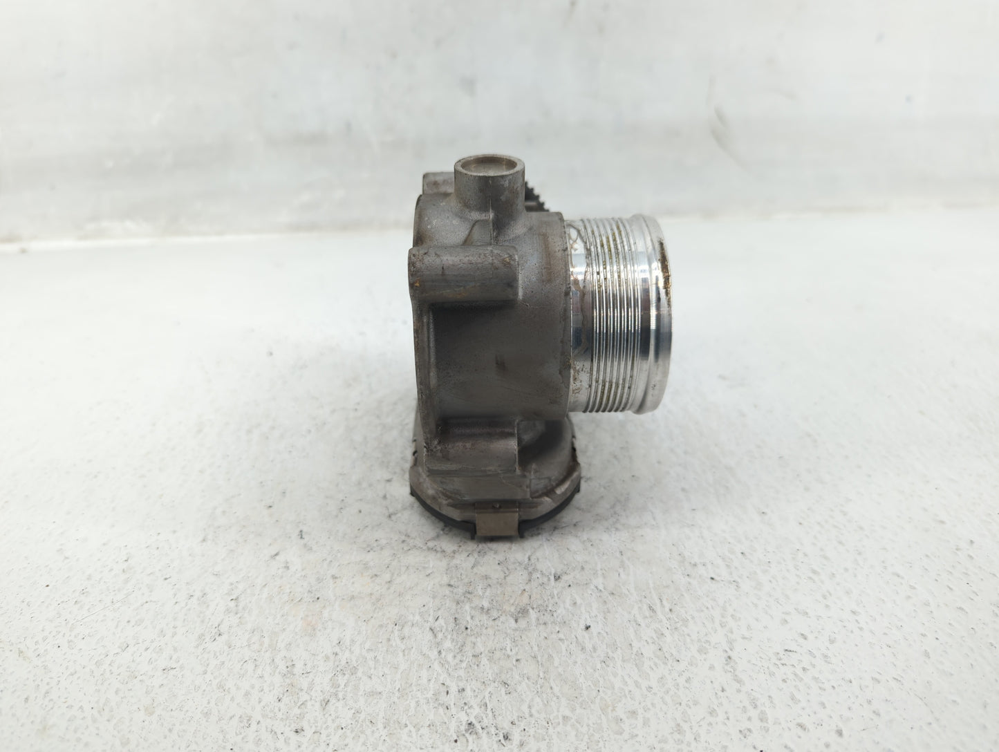 2013-2014 Volkswagen Jetta Throttle Body P/N:06K.133.062C Fits Fits 2013 2014 2015 OEM Used Auto Parts - Oemusedautoparts1.c