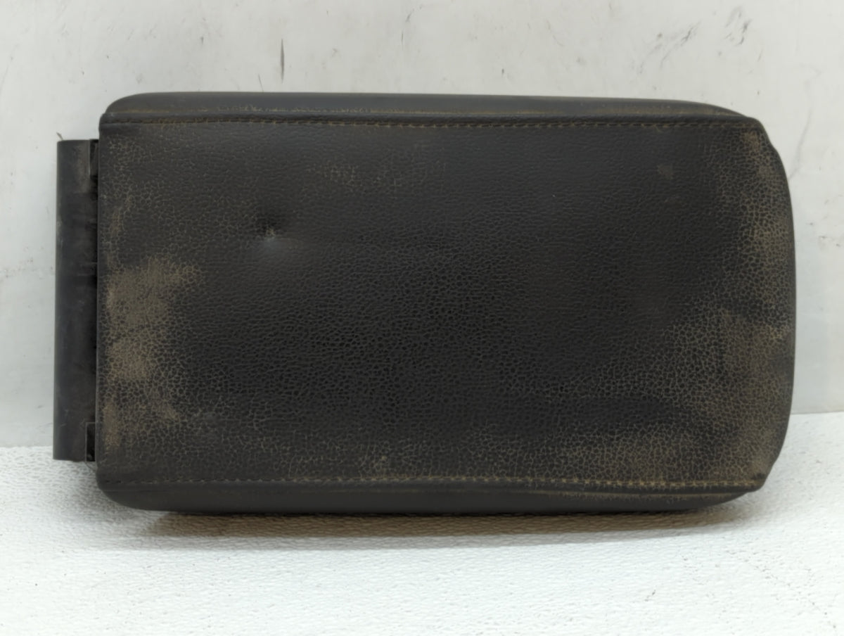 2014 Volkswagen Jetta Center Console Armrest Cover Lid Black 570173 - Oemusedautoparts1.com