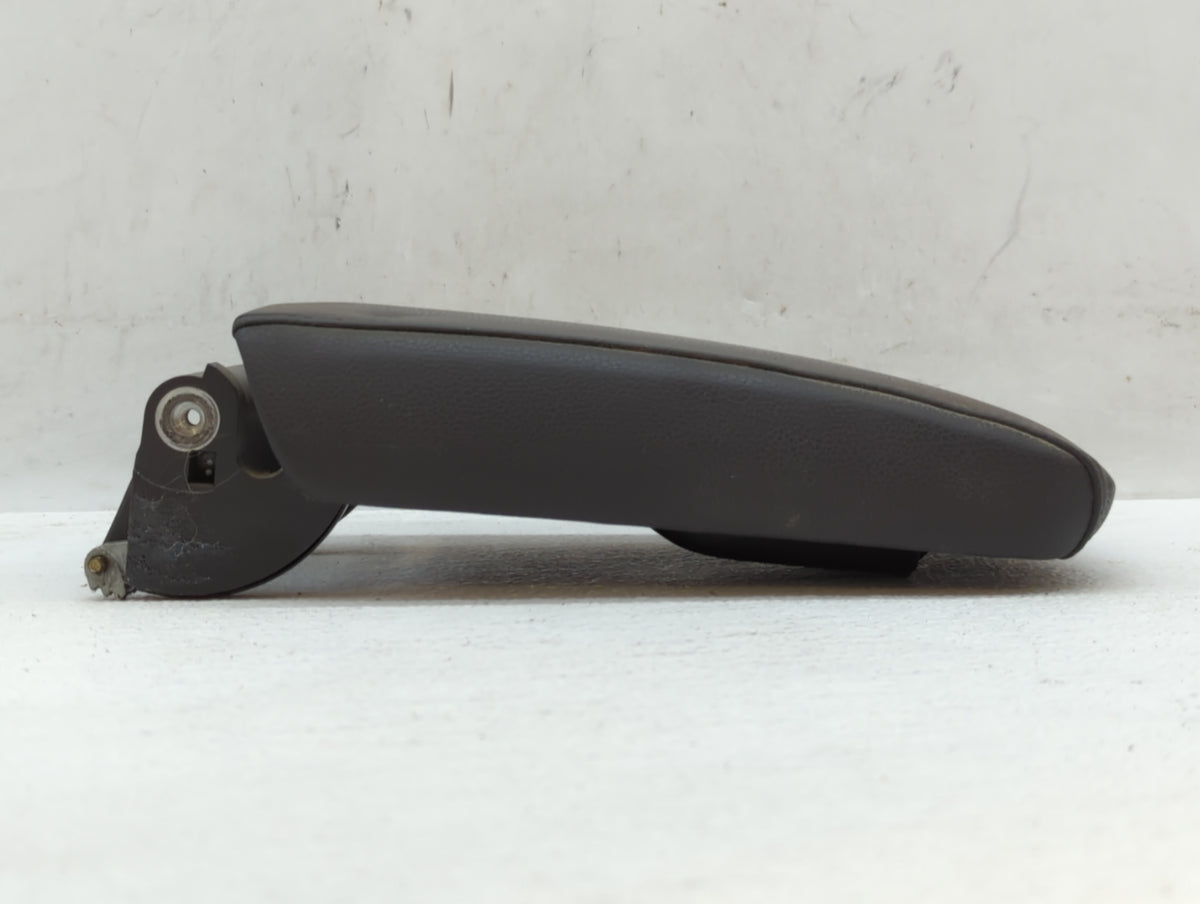 2014 Volkswagen Jetta Center Console Armrest Cover Lid Black 570173 - Oemusedautoparts1.com