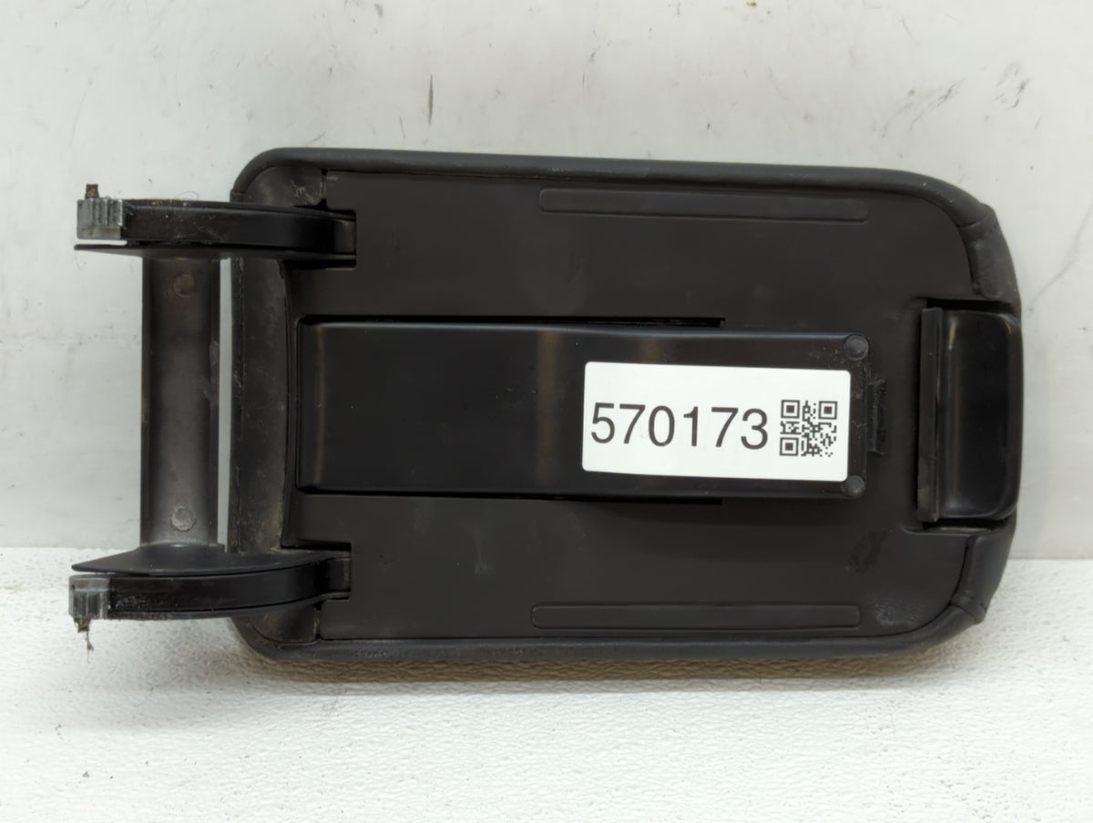 2014 Volkswagen Jetta Center Console Armrest Cover Lid Black 570173 - Oemusedautoparts1.com