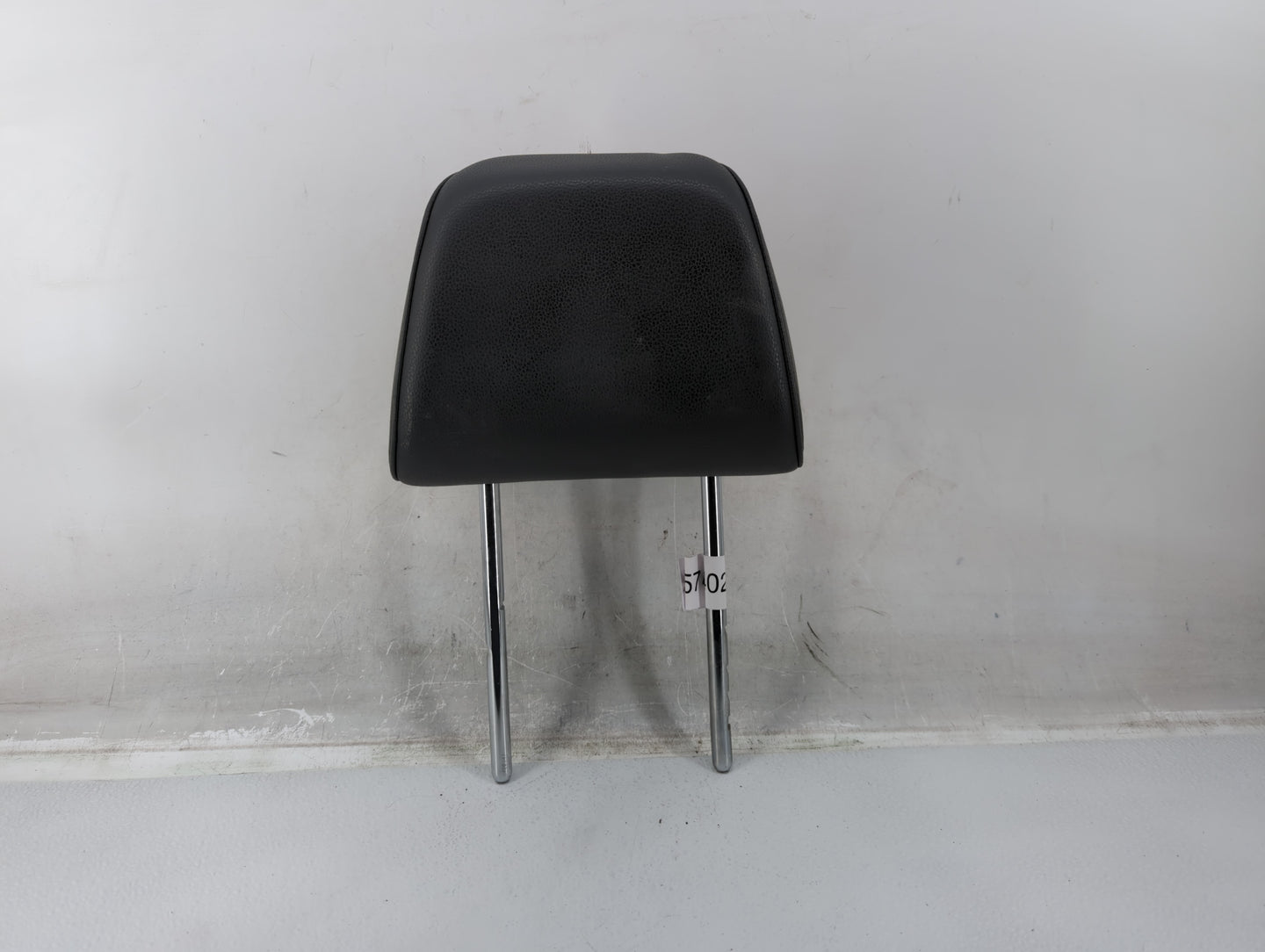 2014 Volkswagen Jetta Headrest Head Rest Front Driver Passenger Seat Fits OEM Used Auto Parts - Oemusedautoparts1.com