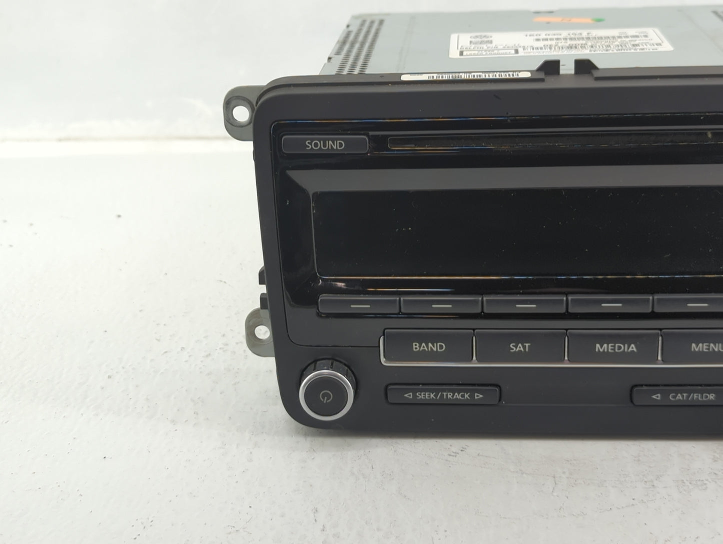 2014-2014 Volkswagen Jetta Am Fm Cd Player Radio Receiver - Oemusedautoparts1.com