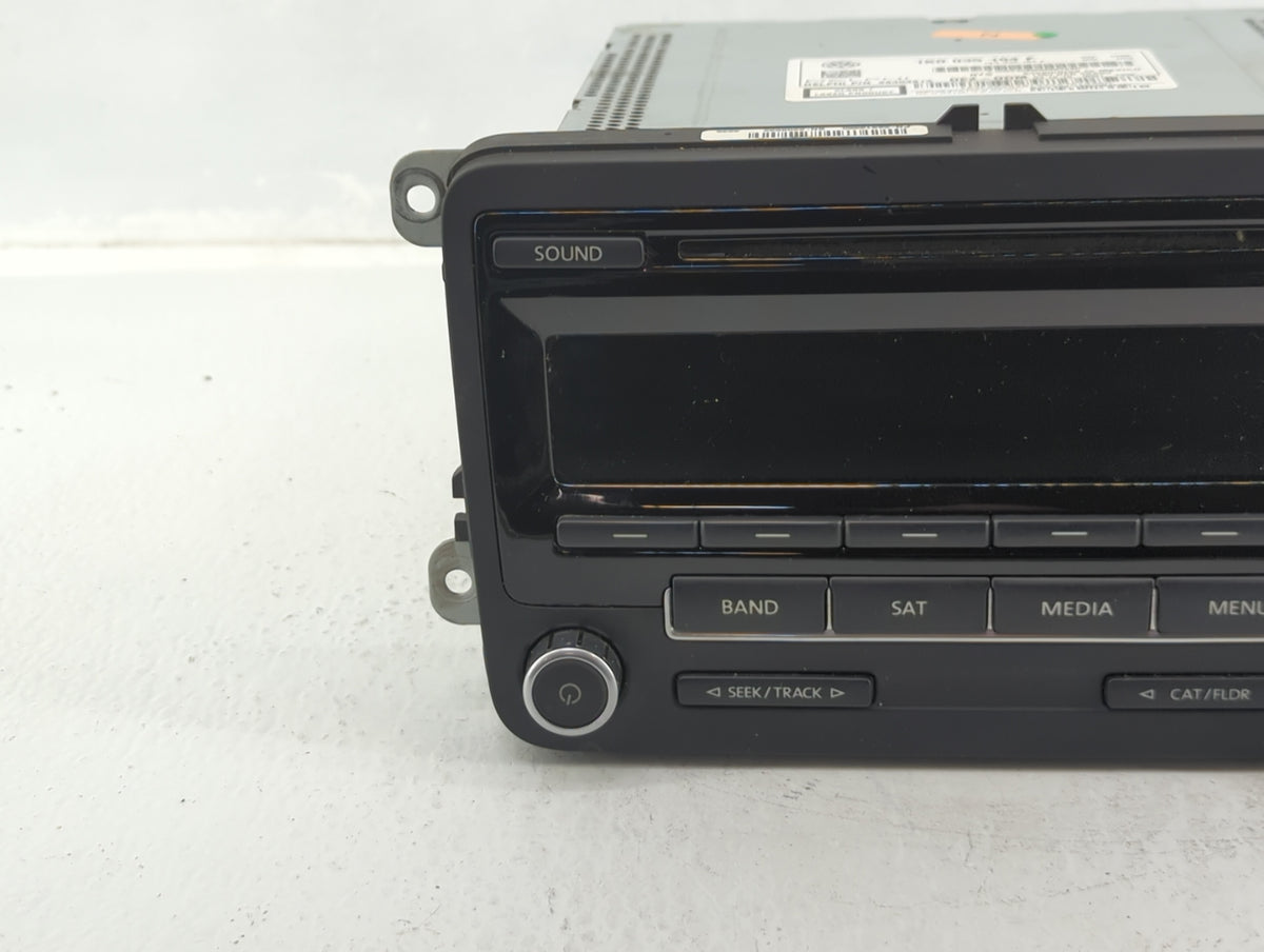 2014-2014 Volkswagen Jetta Am Fm Cd Player Radio Receiver 583229 - Oemusedautoparts1.com