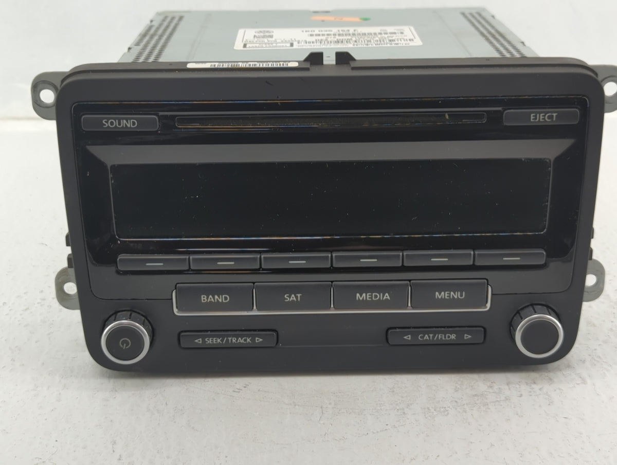 2014-2014 Volkswagen Jetta Am Fm Cd Player Radio Receiver 583229 - Oemusedautoparts1.com